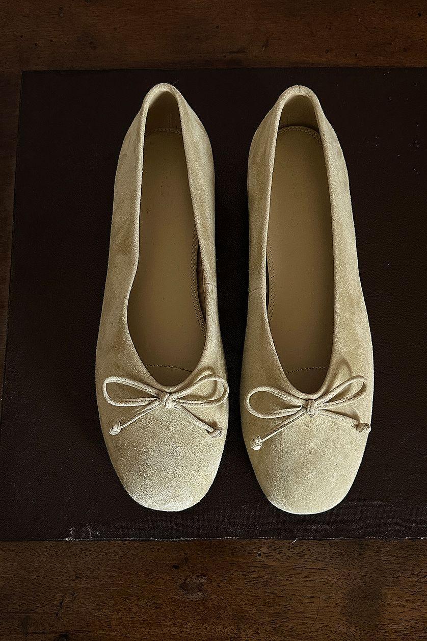 Suede Ballerina Product Image