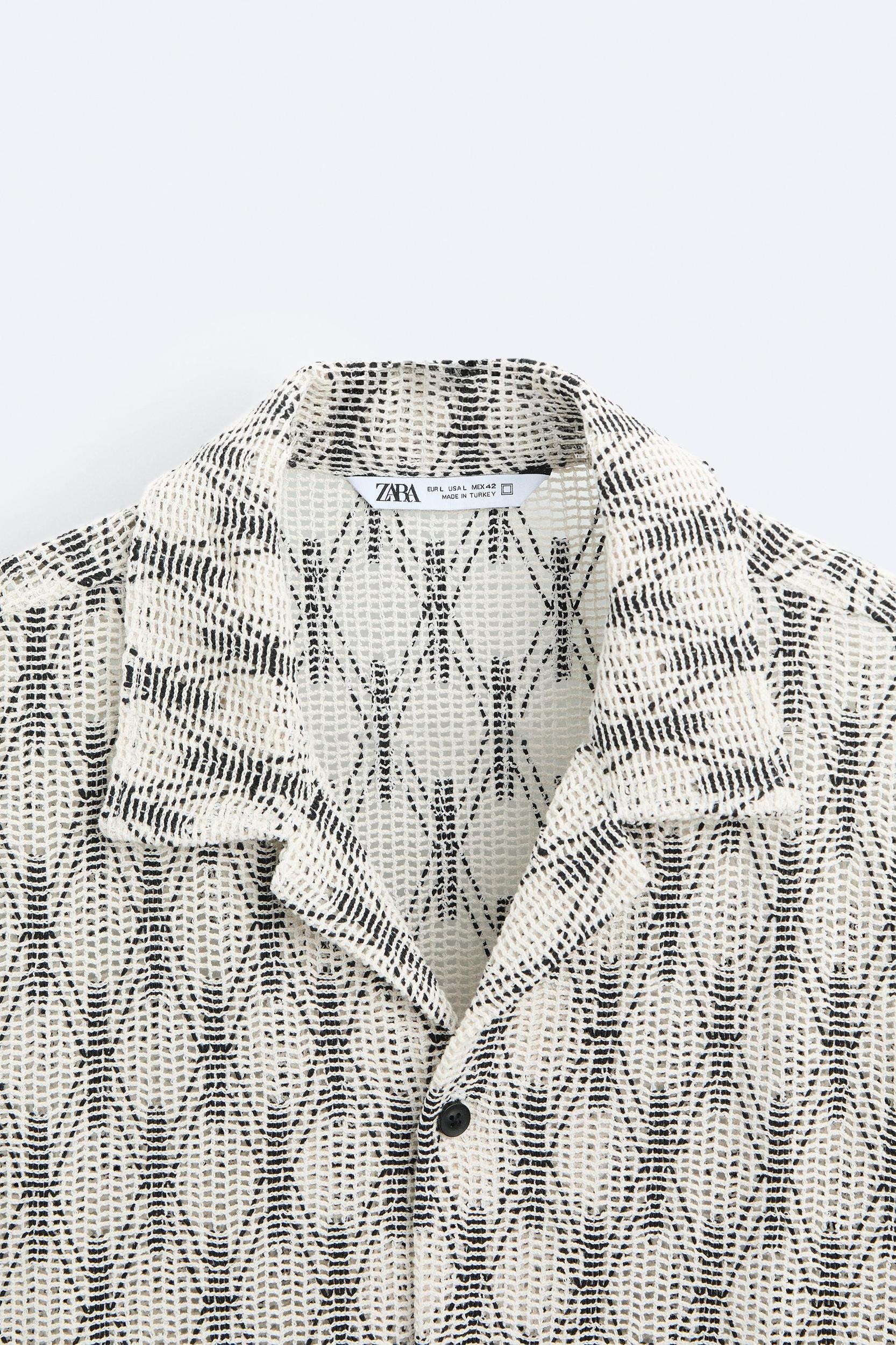 CONTRASTING OPEN WEAVE SHIRT Product Image