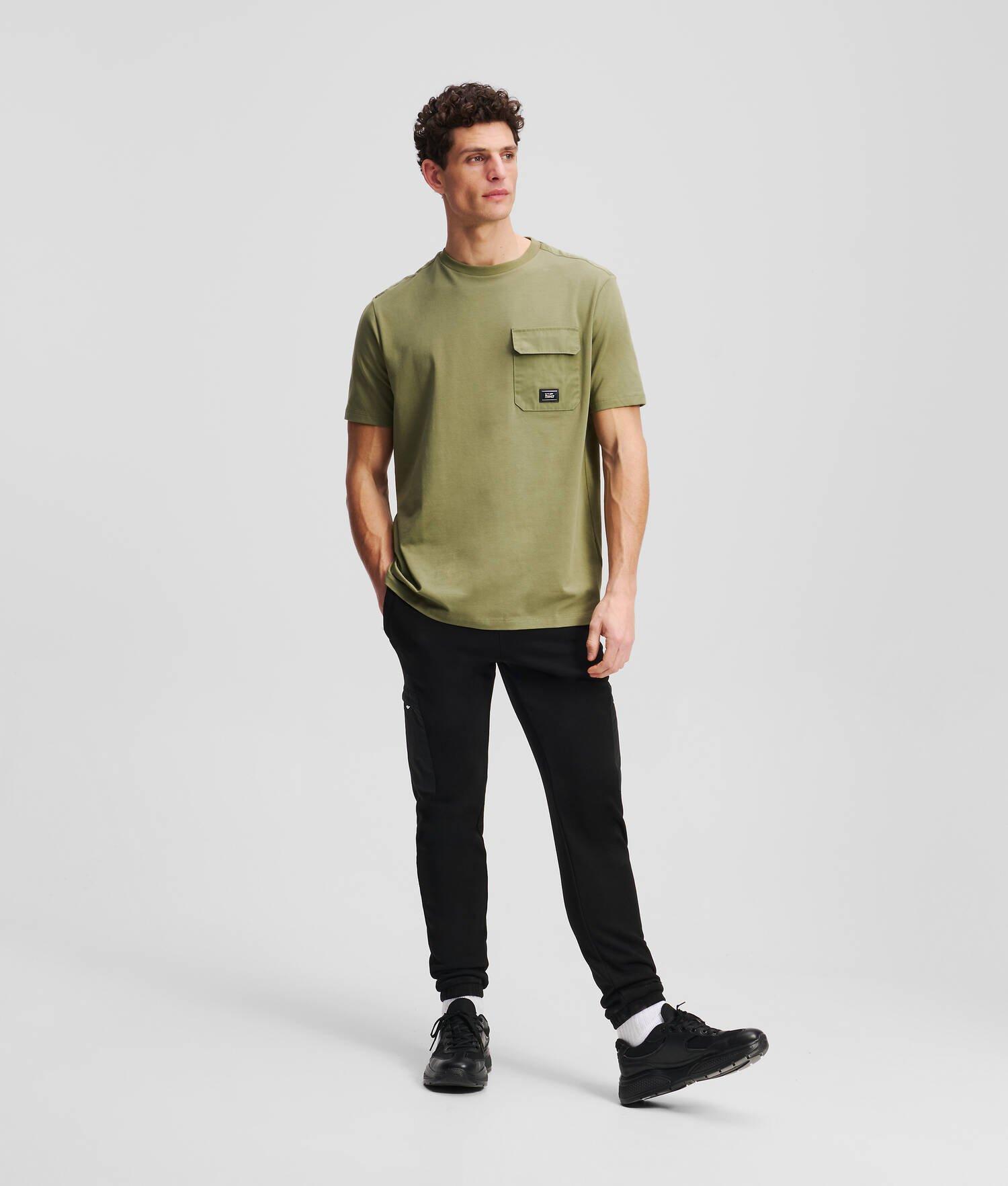 CHEST POCKET T-SHIRT Product Image
