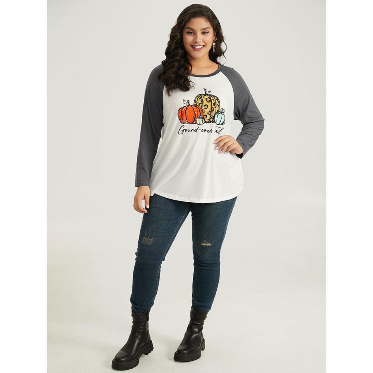 Plus Size Halloween Pumpkin & Letter Print Raglan Sleeve T-shirt White Women Casual Contrast Halloween Festival-Halloween T-shirts BloomChic 22-24/3X Product Image