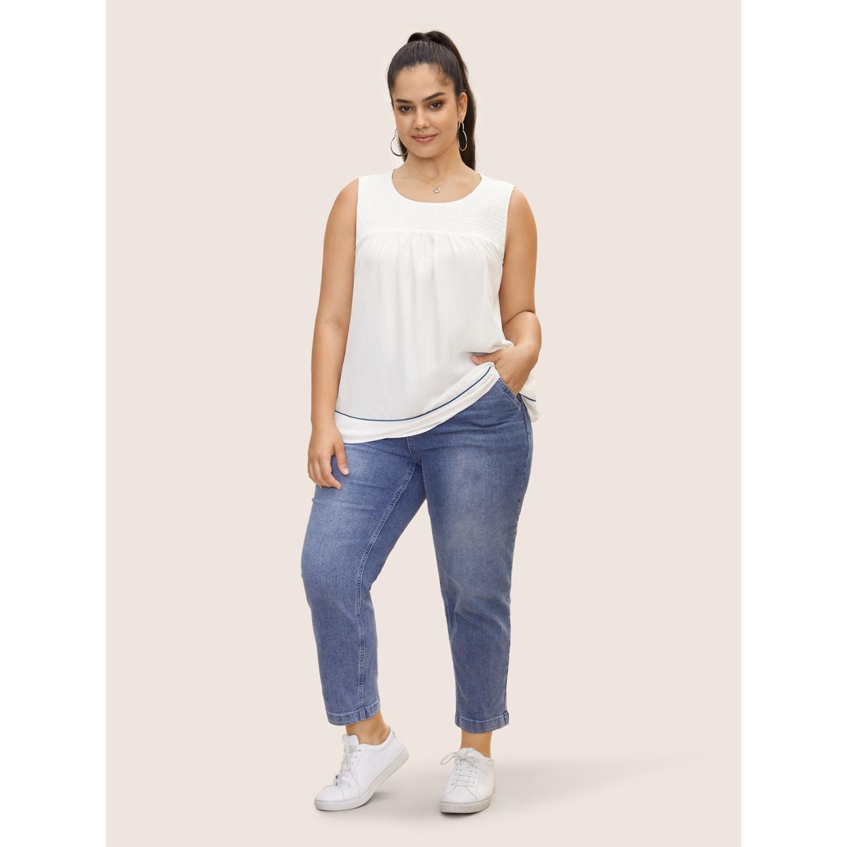 Plus Size Contrast Trim Shirred Gathered Tank Top Women Originalwhite Casual Gathered Round Neck Everyday Tank Tops Camis BloomChic 28/5X Product Image