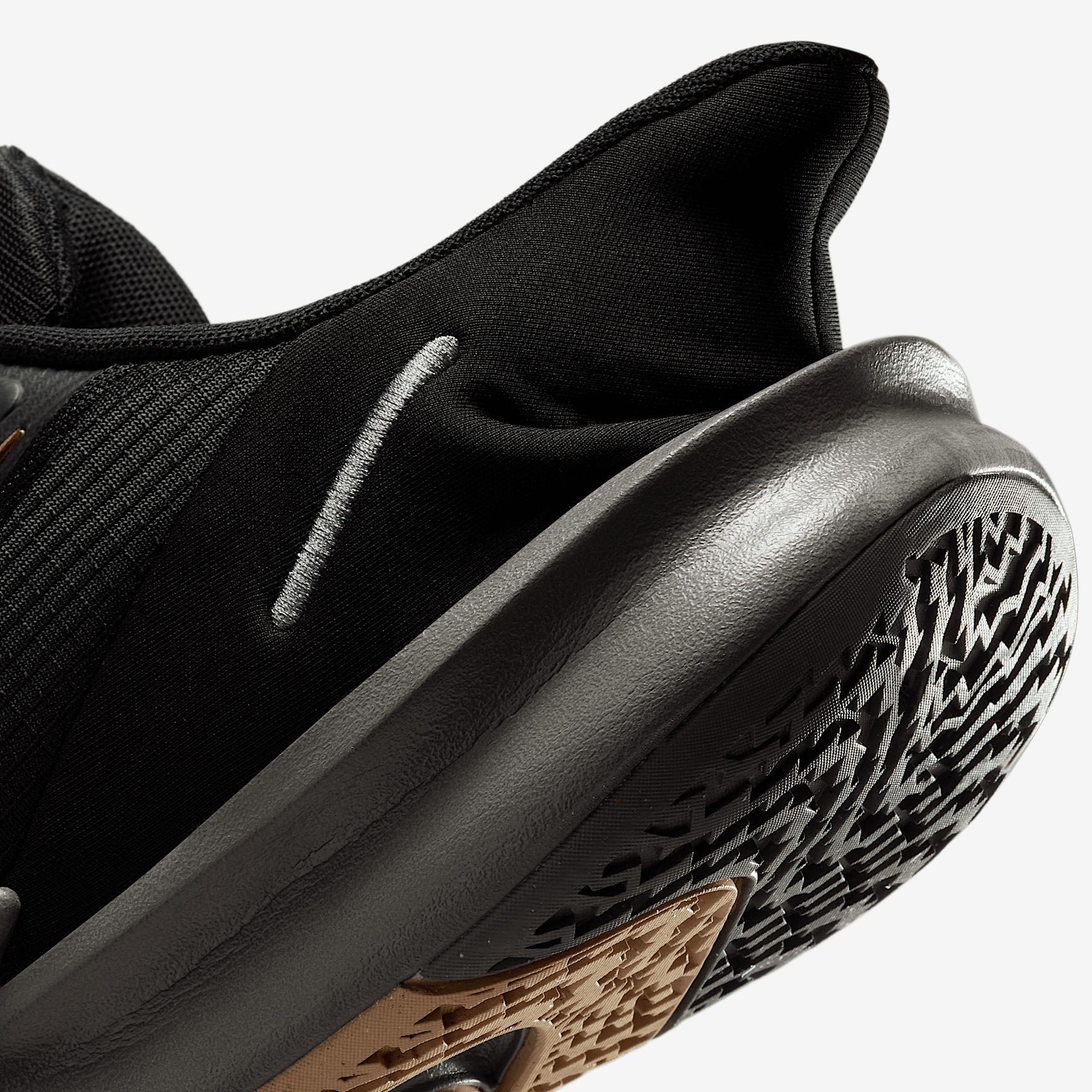 Nike Precision 7 EasyOn Men's Basketball Shoes Product Image