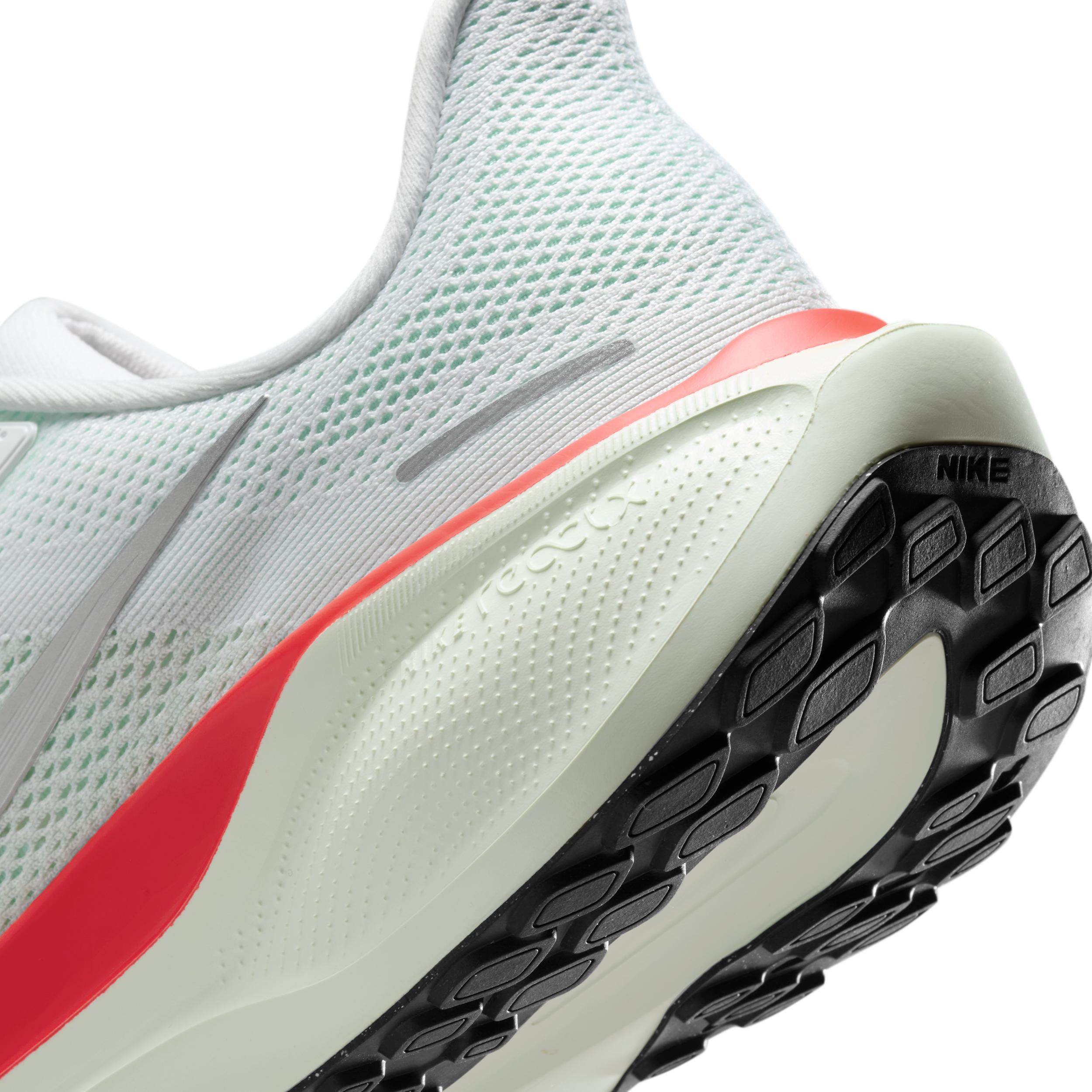 Nike Men's Pegasus 41 Road Running Shoes Product Image