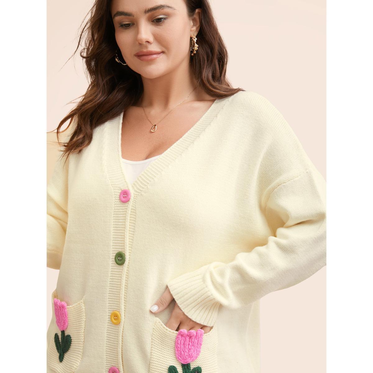 Plus Size Contrast Crochet Floral Patch Pocket Cardigan Beige Women Casual Loose Long Sleeve Everyday Cardigans BloomChic 30/6X Product Image