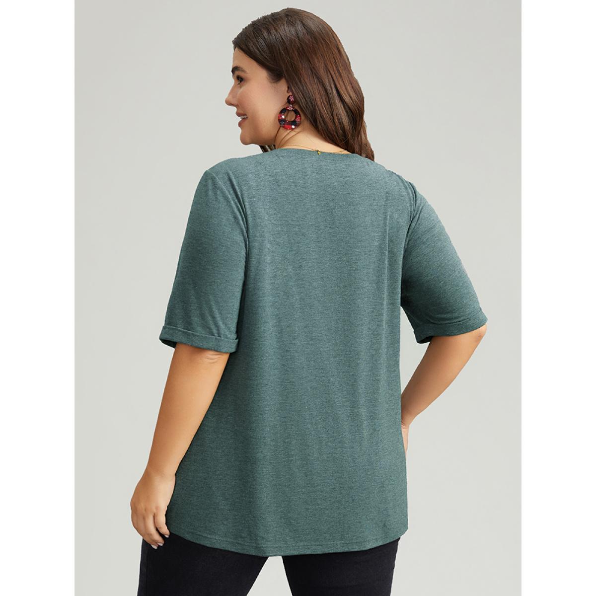 Plus Size Christmas Gingham Patchwork V Neck T-shirt DarkGreen Women Casual Printed Christmas Festival-Christmas T-shirts BloomChic 22-24/3X Product Image