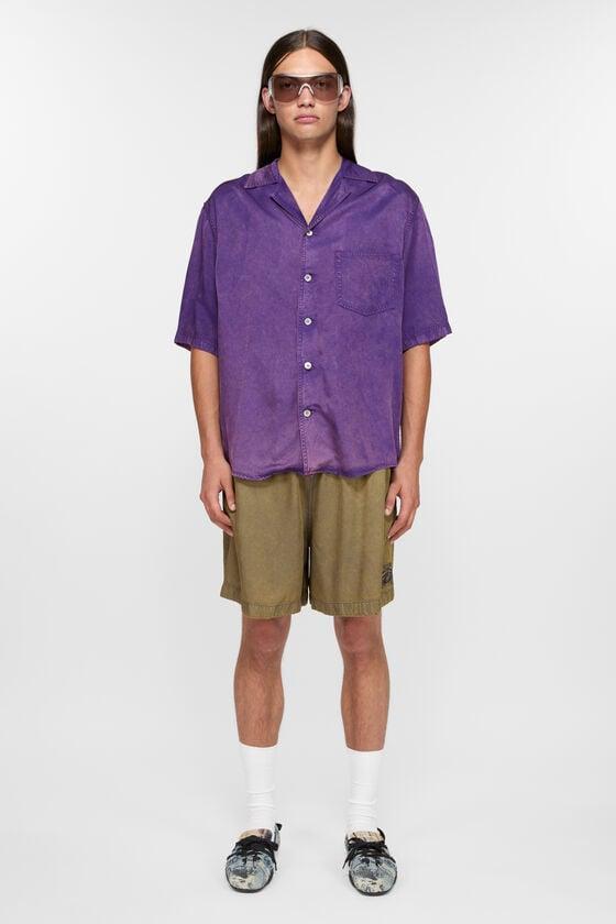 Garment-dyed shorts Product Image