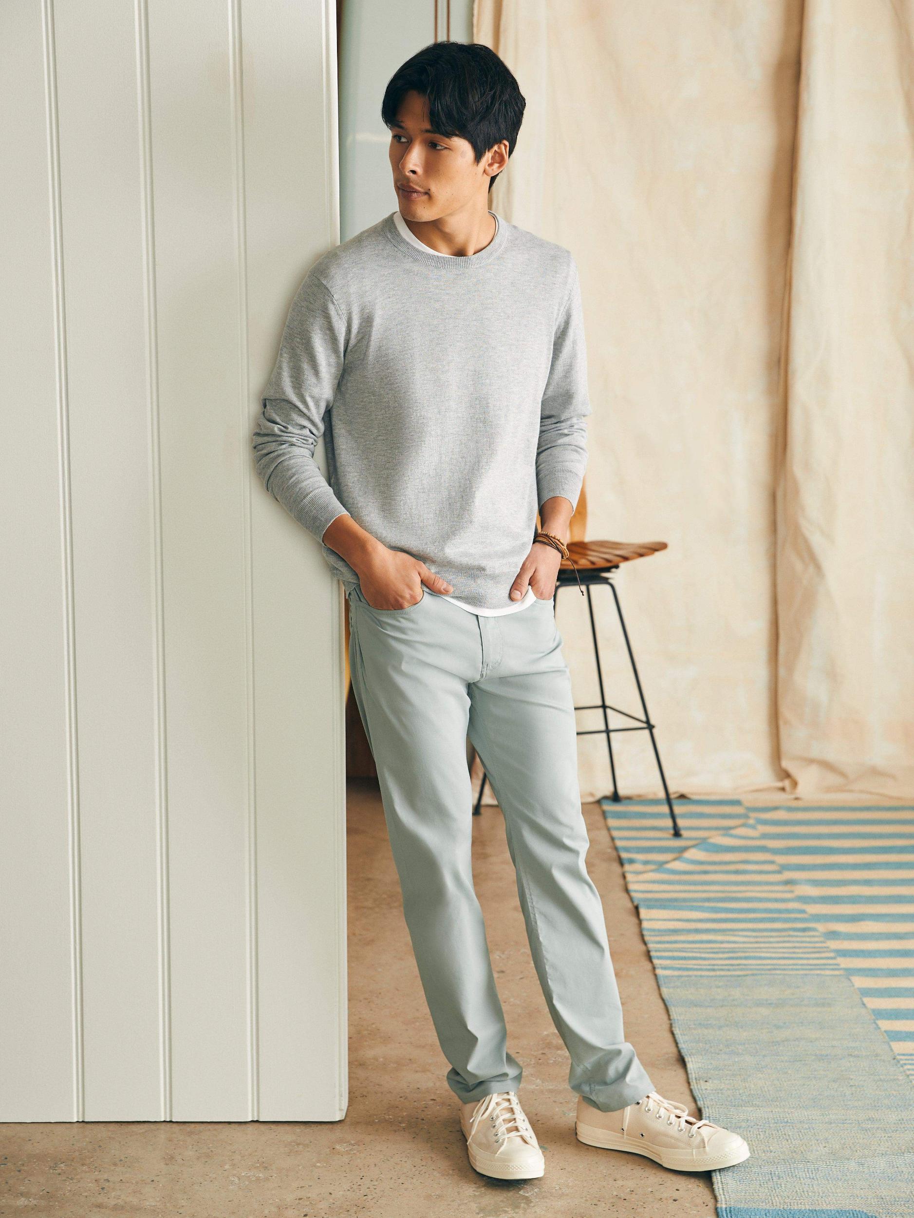 Movement™ Crewneck Sweater - Mineral Grey Heather Male Product Image