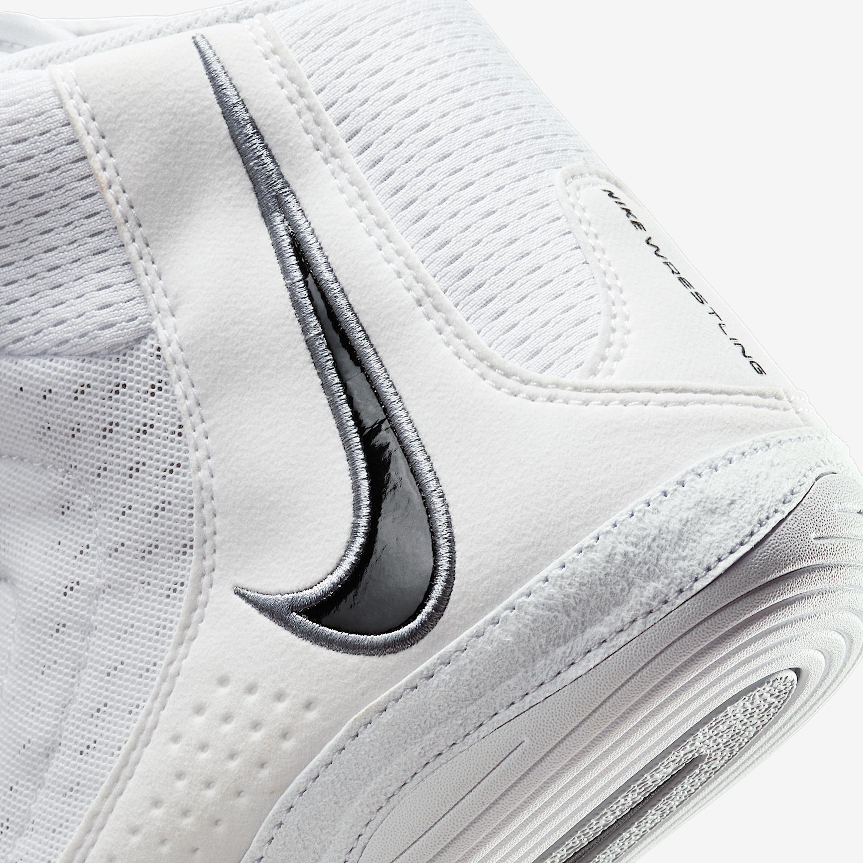Nike Men's Inflict 4 Wrestling Shoes Product Image