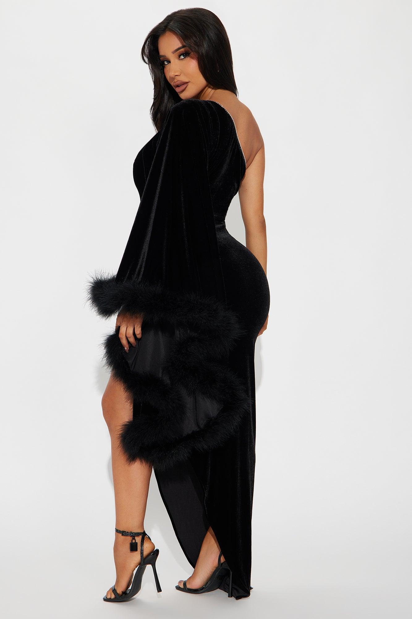 Kendall Velvet Maxi Dress - Black Product Image