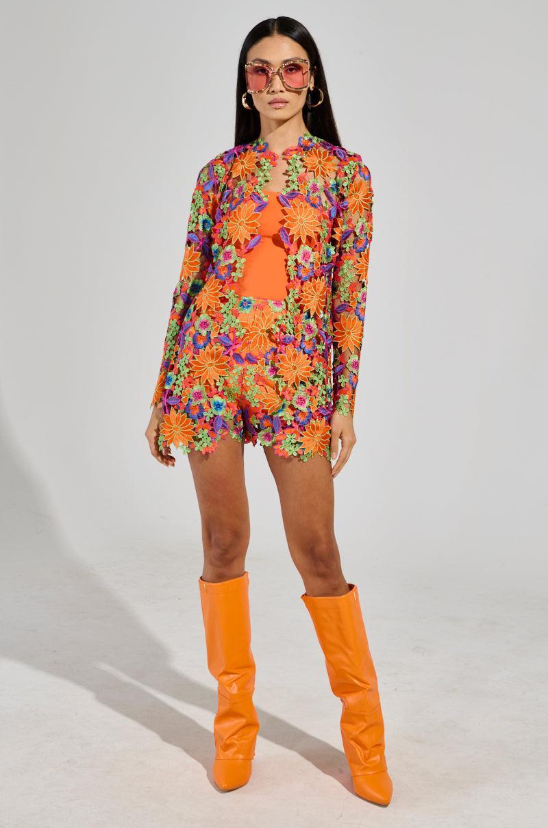 IRIS FLORAL SHORT Product Image