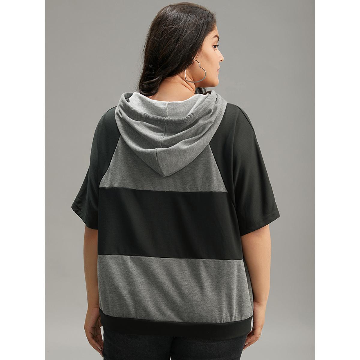 Plus Size Contrast Colorblock Hooded Zipper Detail Sweatshirt Women Gray Casual Contrast Hooded Dailywear Sweatshirts BloomChic 28/5X Product Image