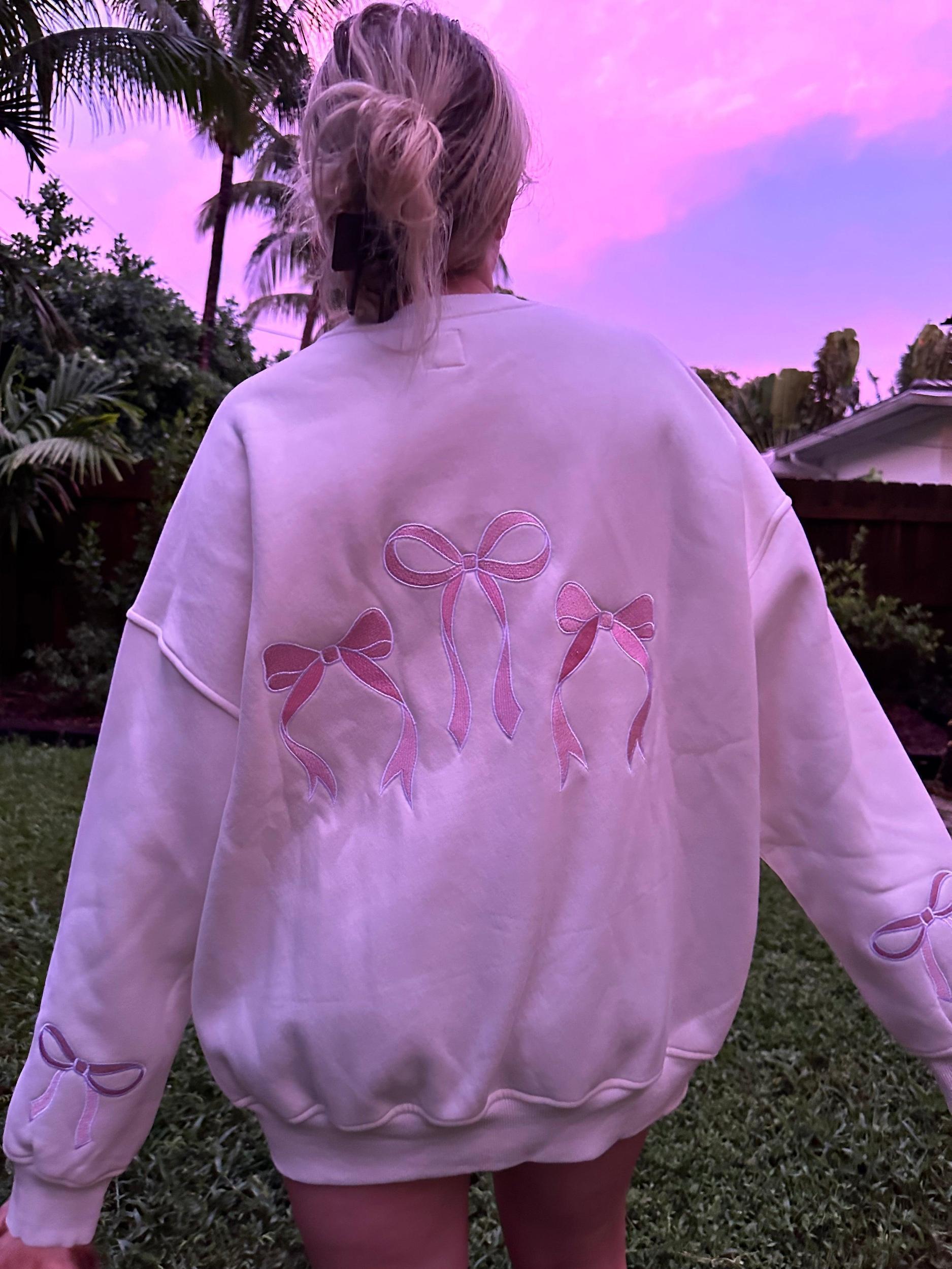Pink Embroider Bow Sweatshirt Product Image