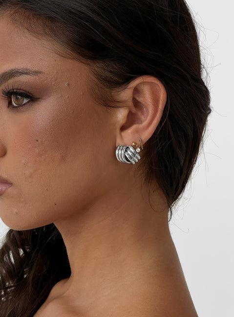 Nerissa Earrings Silver Product Image