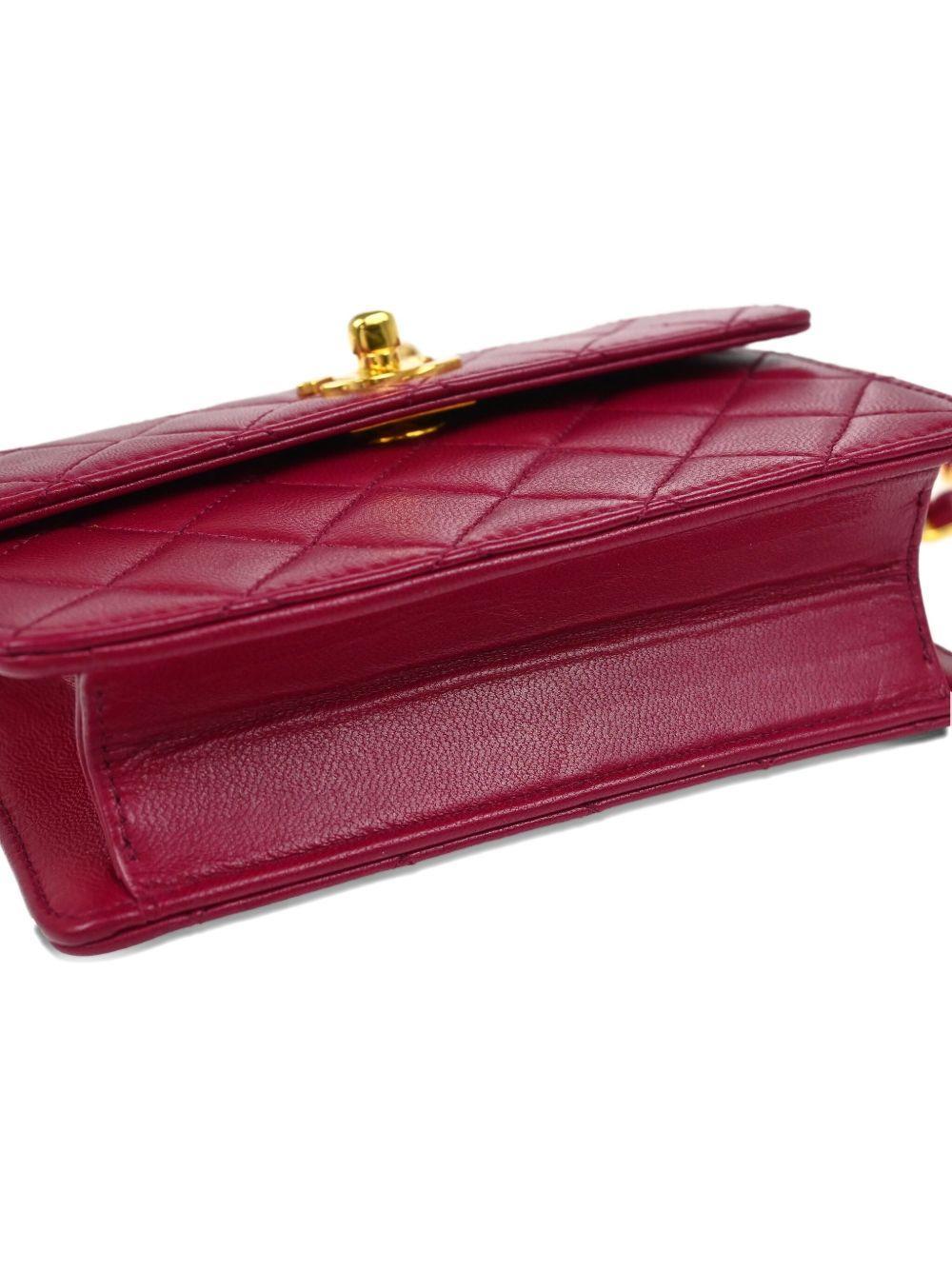 quilted shoulder bag Product Image