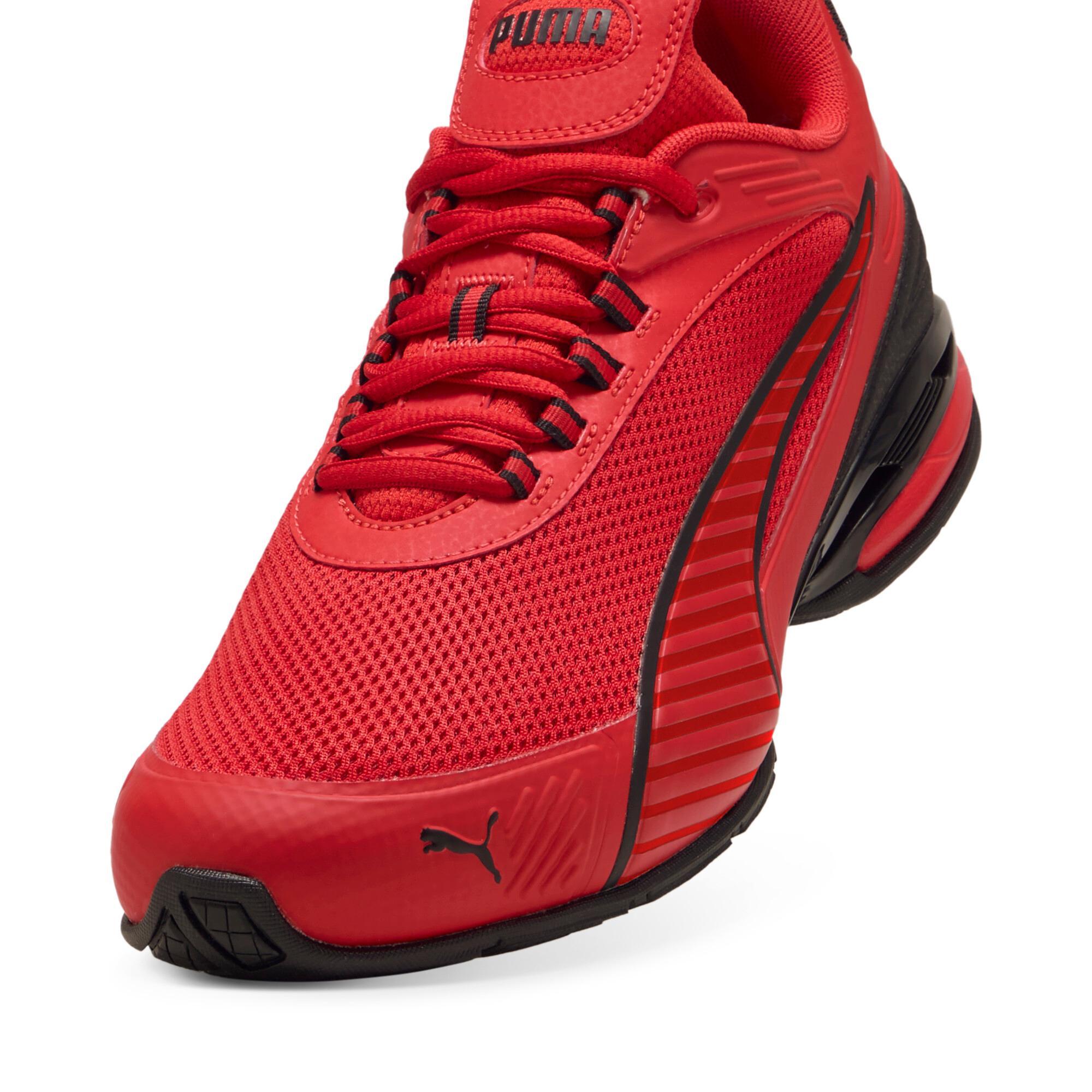 Magnetic Men's Sneakers Product Image