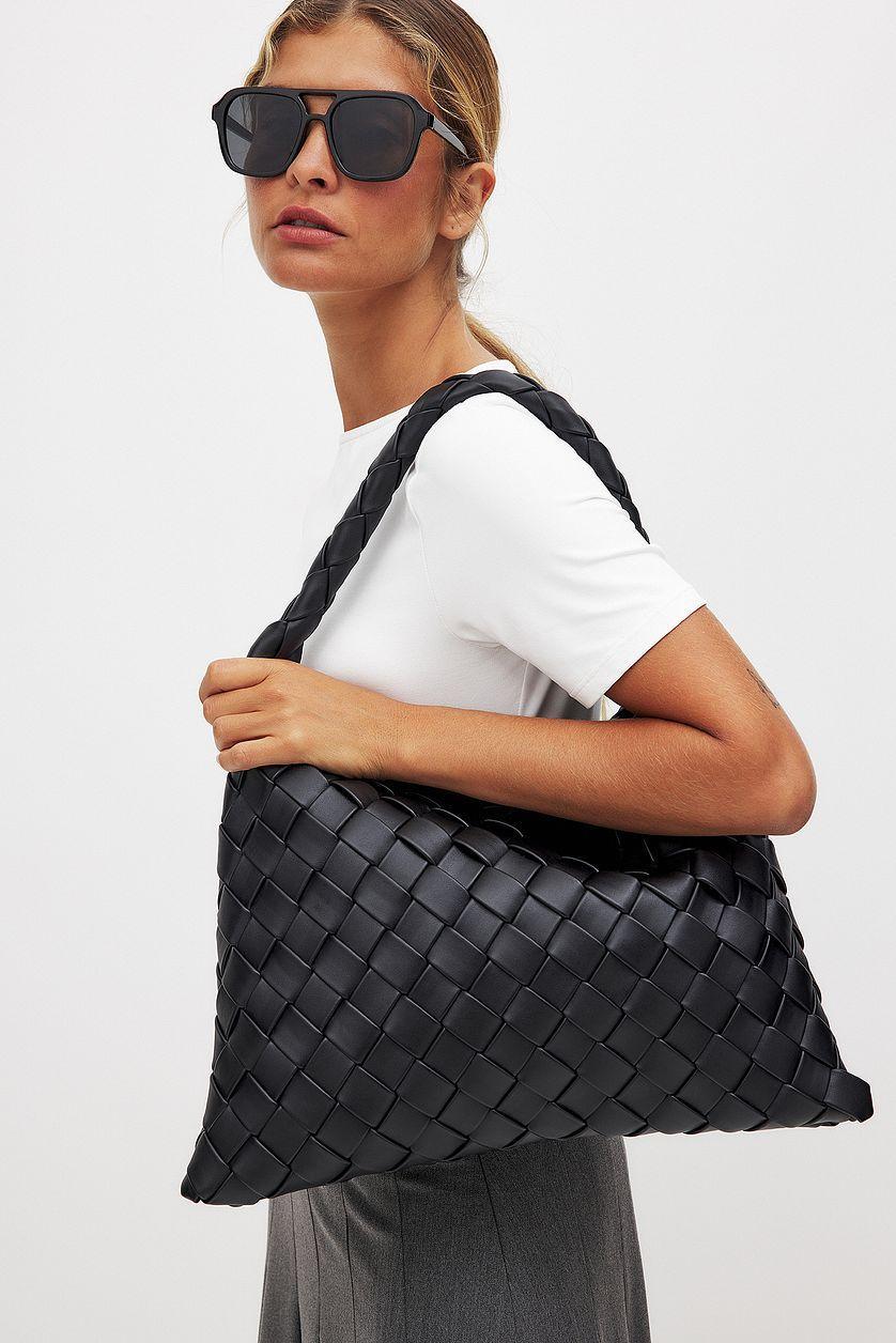 Triangular Woven Tote Bag Product Image