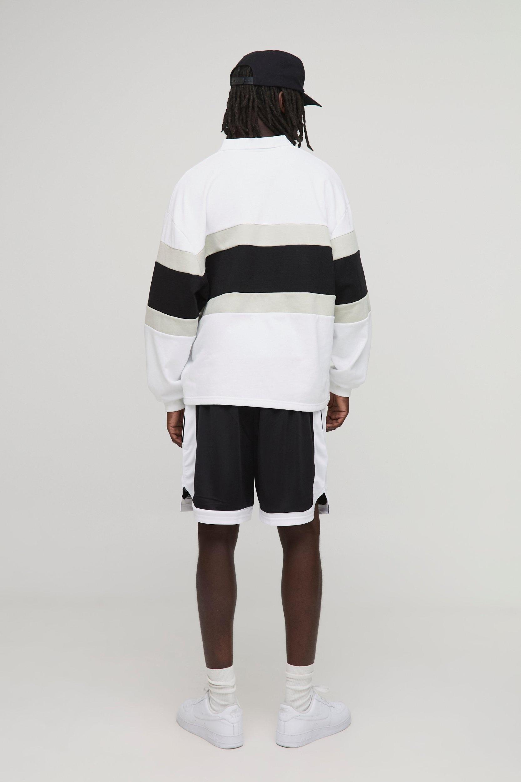 BM Signature Boxy Sports Shorts | boohooMAN USA Product Image