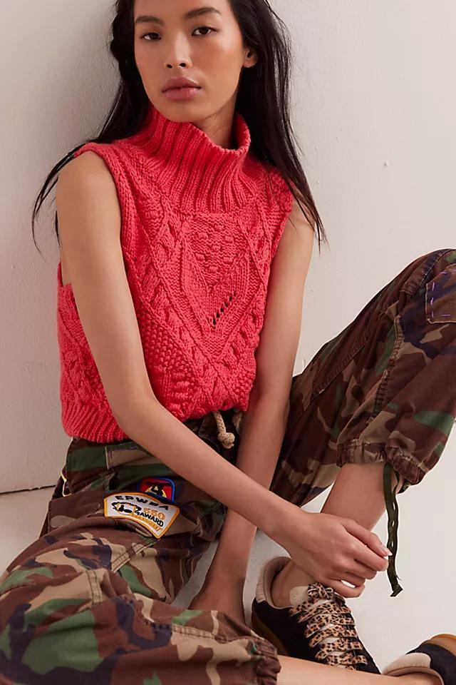 Sasha Turtleneck Vest Product Image