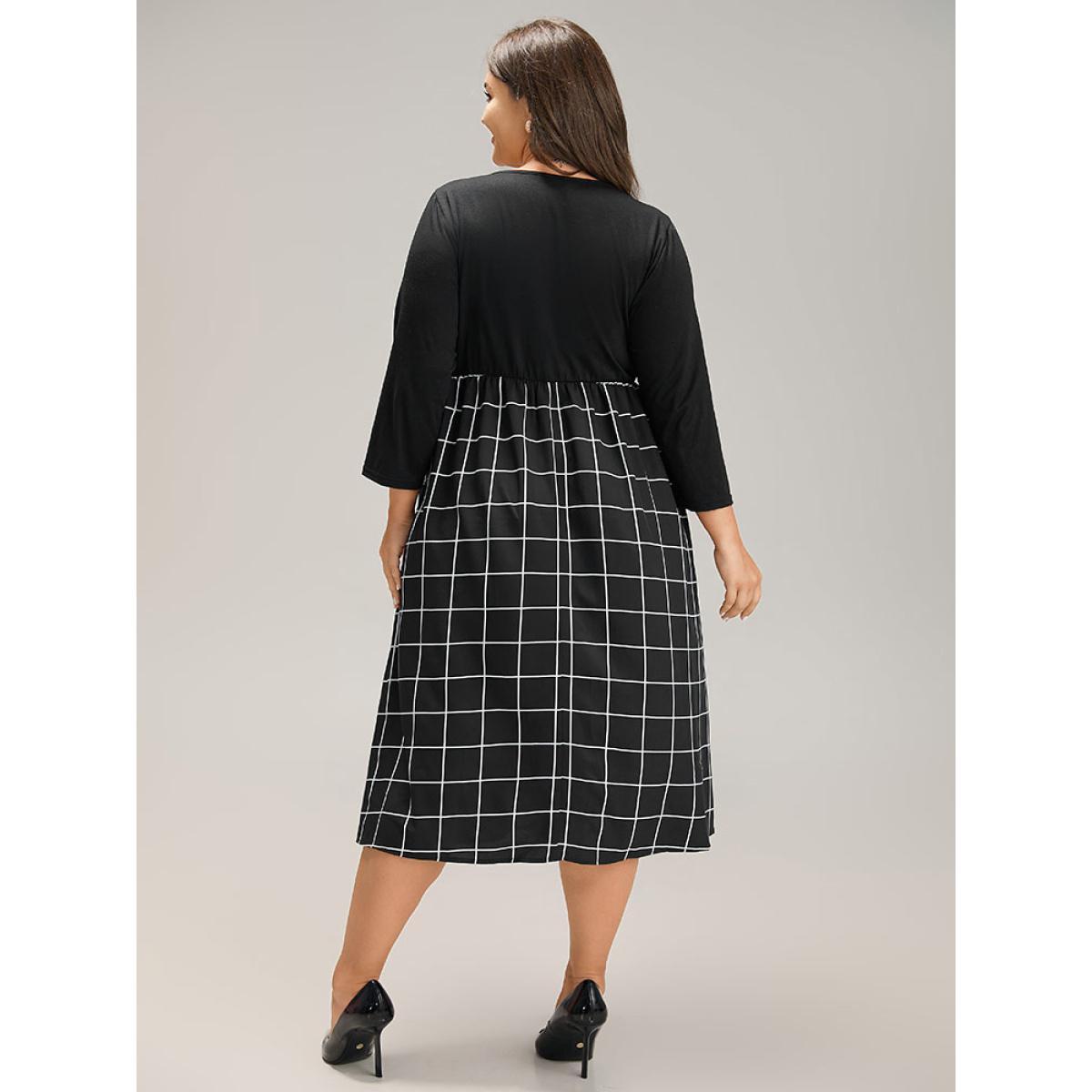 Plus Size Plaid Patchwork Pocket Elastic Waist Dress Black Women Casual Printed V-neck Elbow-length sleeve Curvy Midi Dress BloomChic 14-16/1X Product Image
