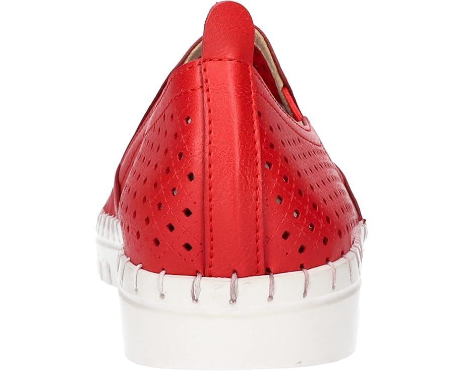 TravelActiv Slip-On Product Image