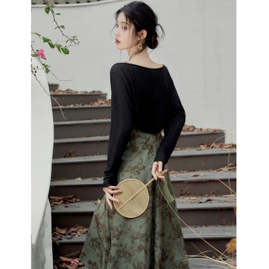 Set: Spaghetti Strap Floral Maxi A-Line Dress + Long Sleeve Shrug Product Image