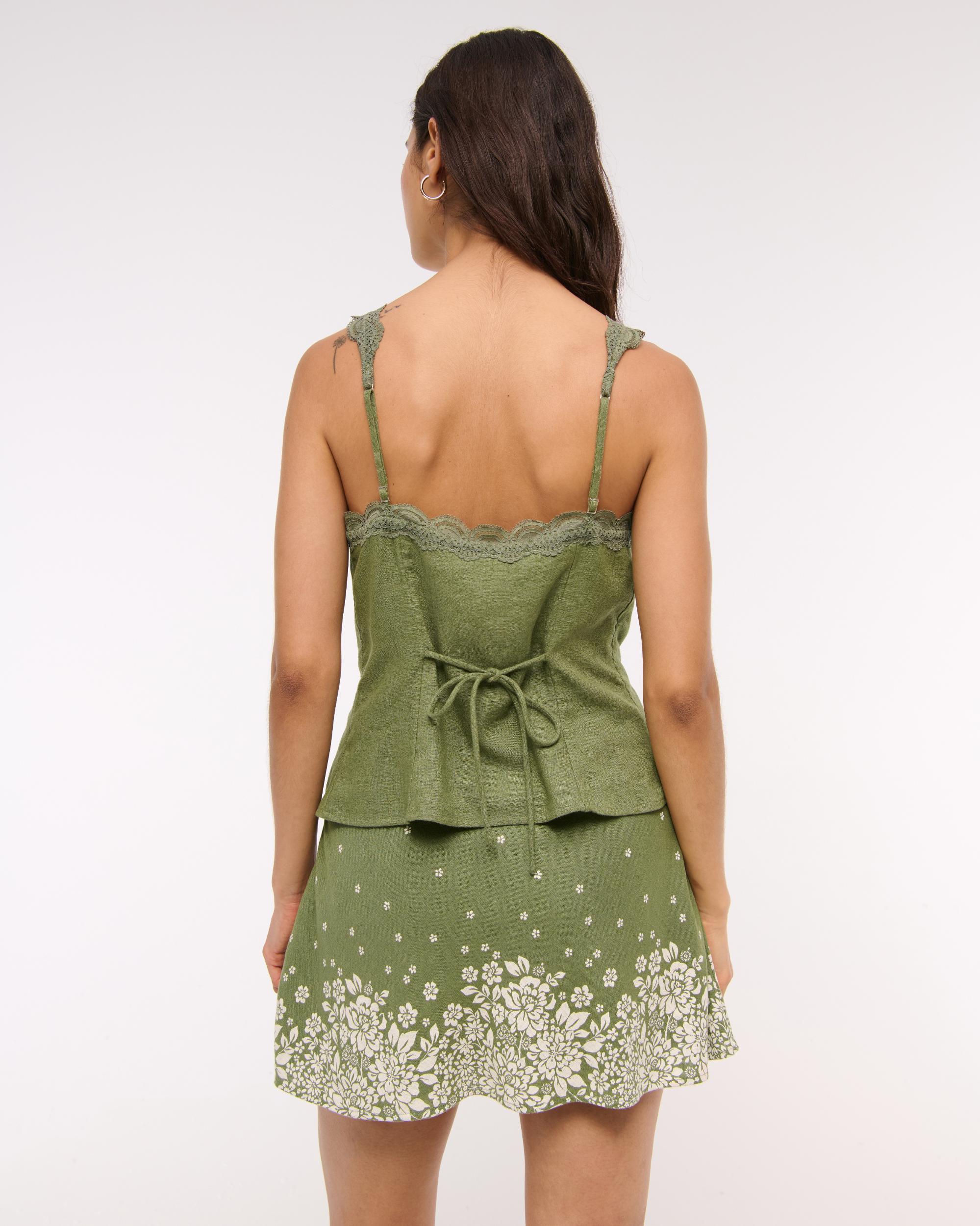 The A&F Sienna Linen-Blend Mini Skort Product Image