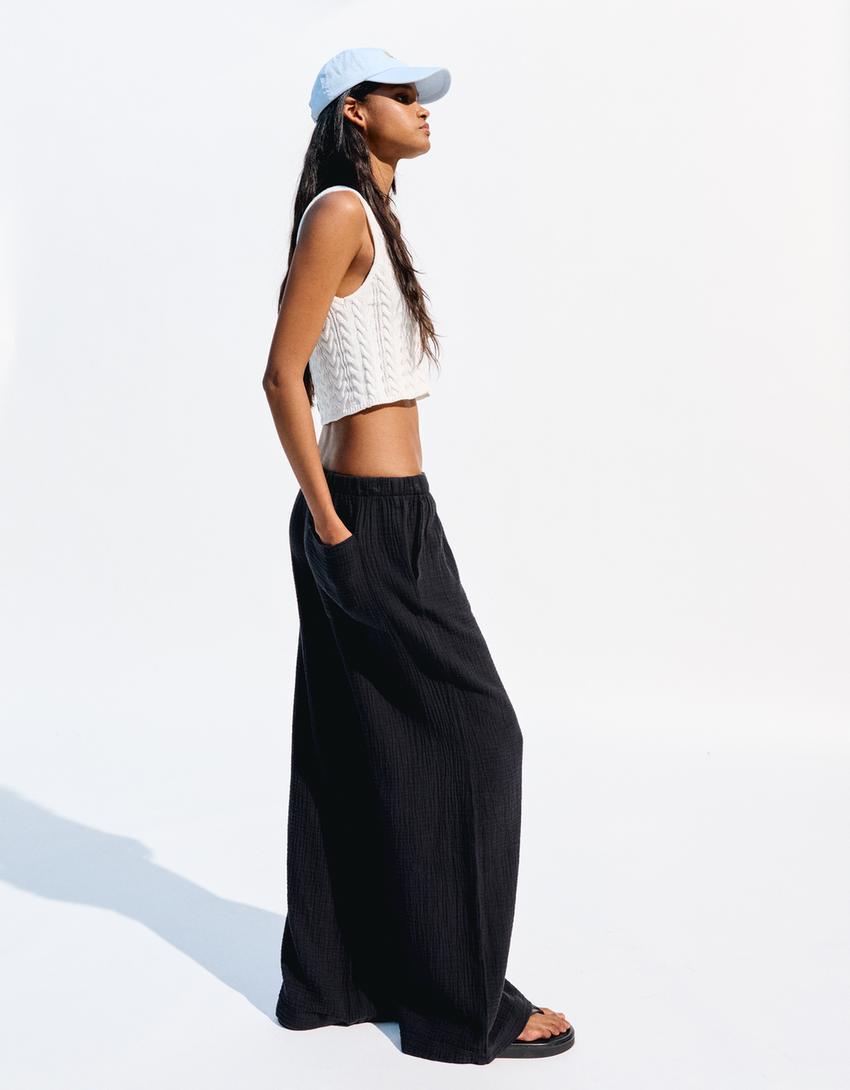 Wide-leg rustic double cloth pants Product Image