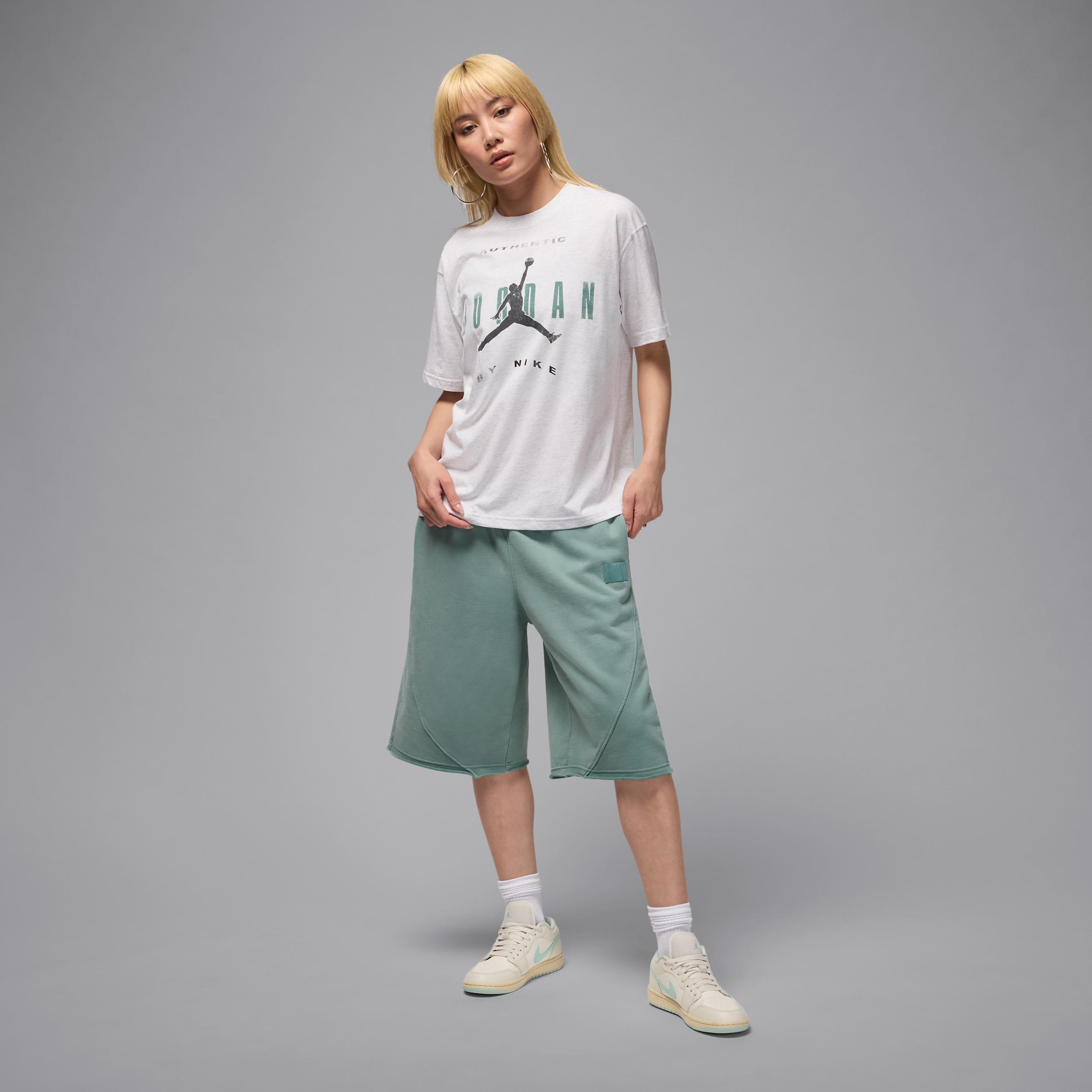 Jordan Flight Women's Graphic T-Shirt Product Image