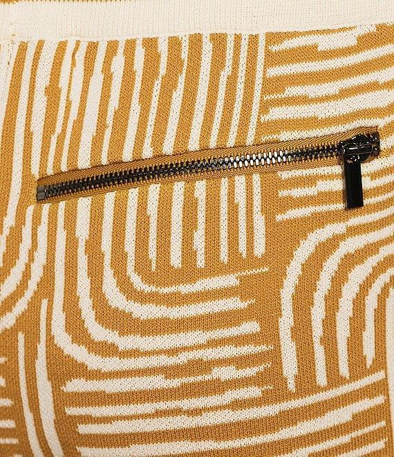 Murano Crocodile World Collection Line Jacquard 8#double; Inseam Shorts Product Image