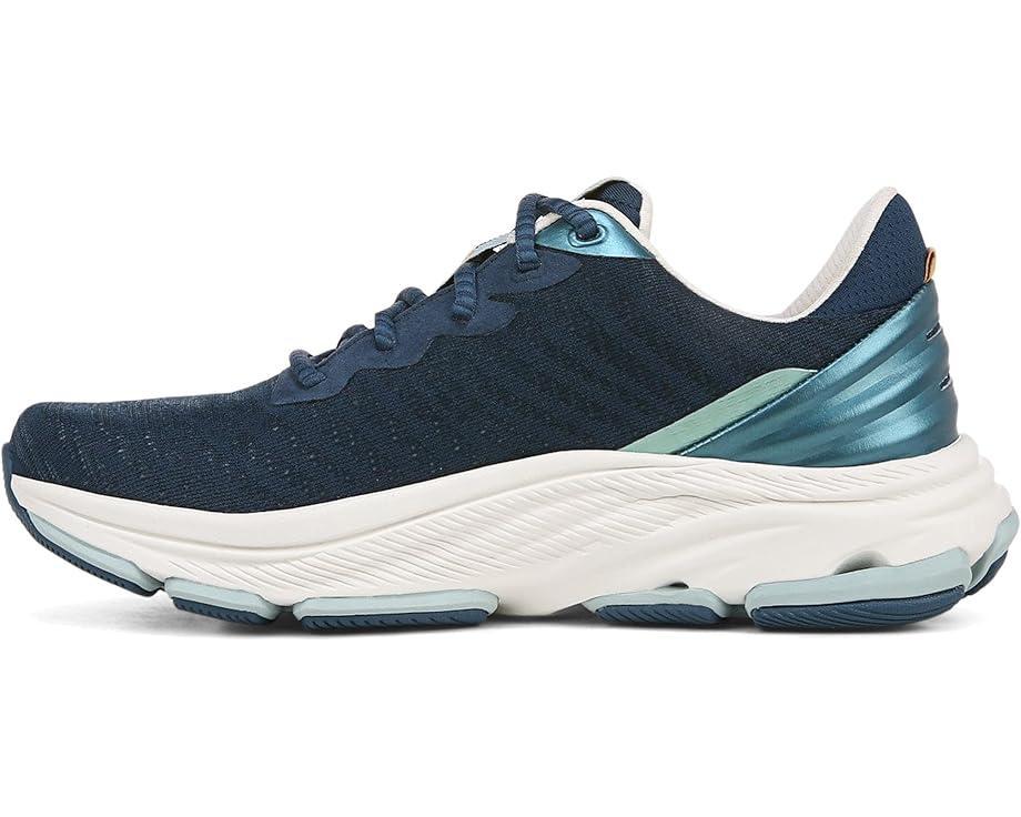 Devotion X TR Walking Shoes Product Image