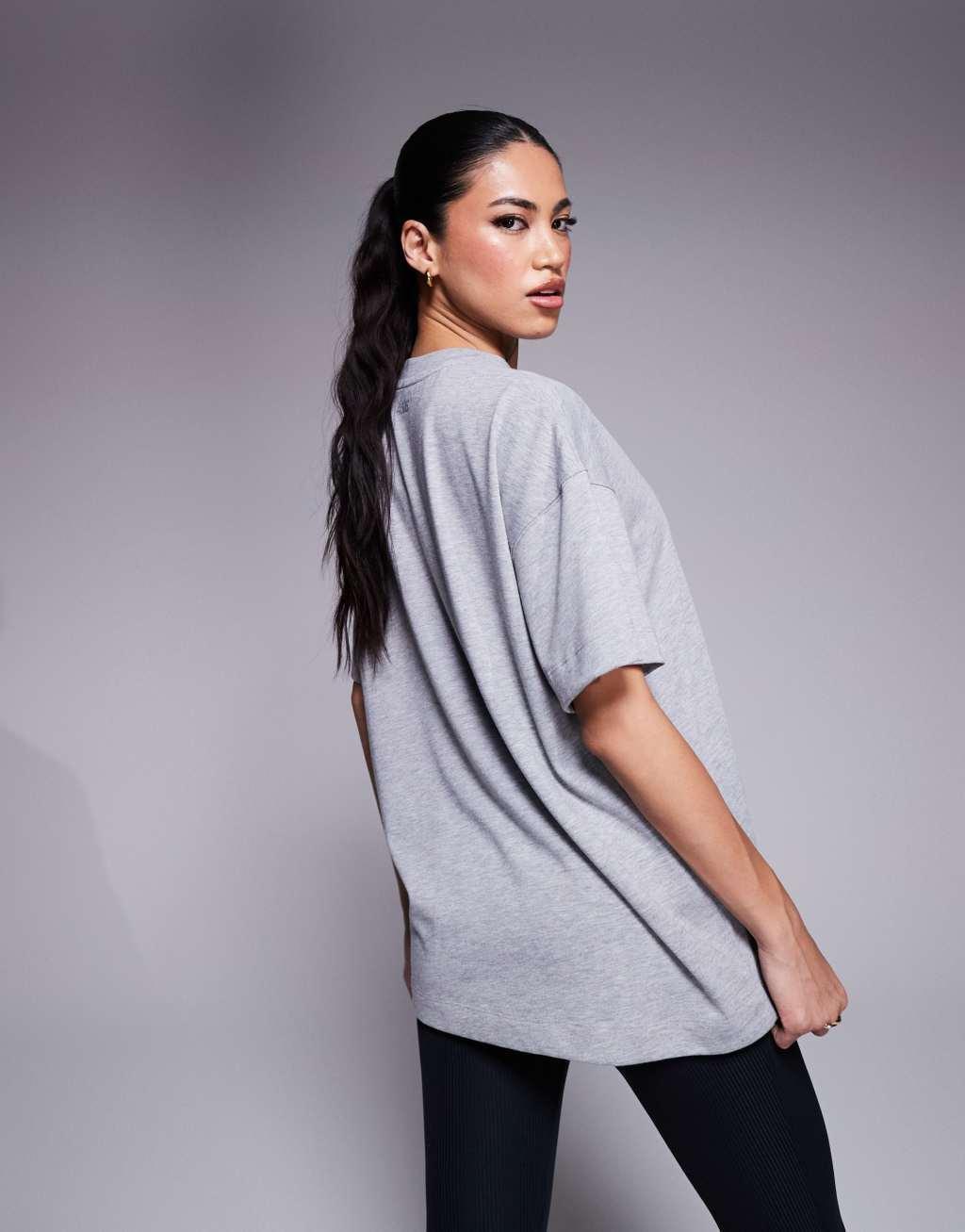 4505 Icon boxy heavyweight cotton t-shirt with quick dry finish in heather gray  Product Image