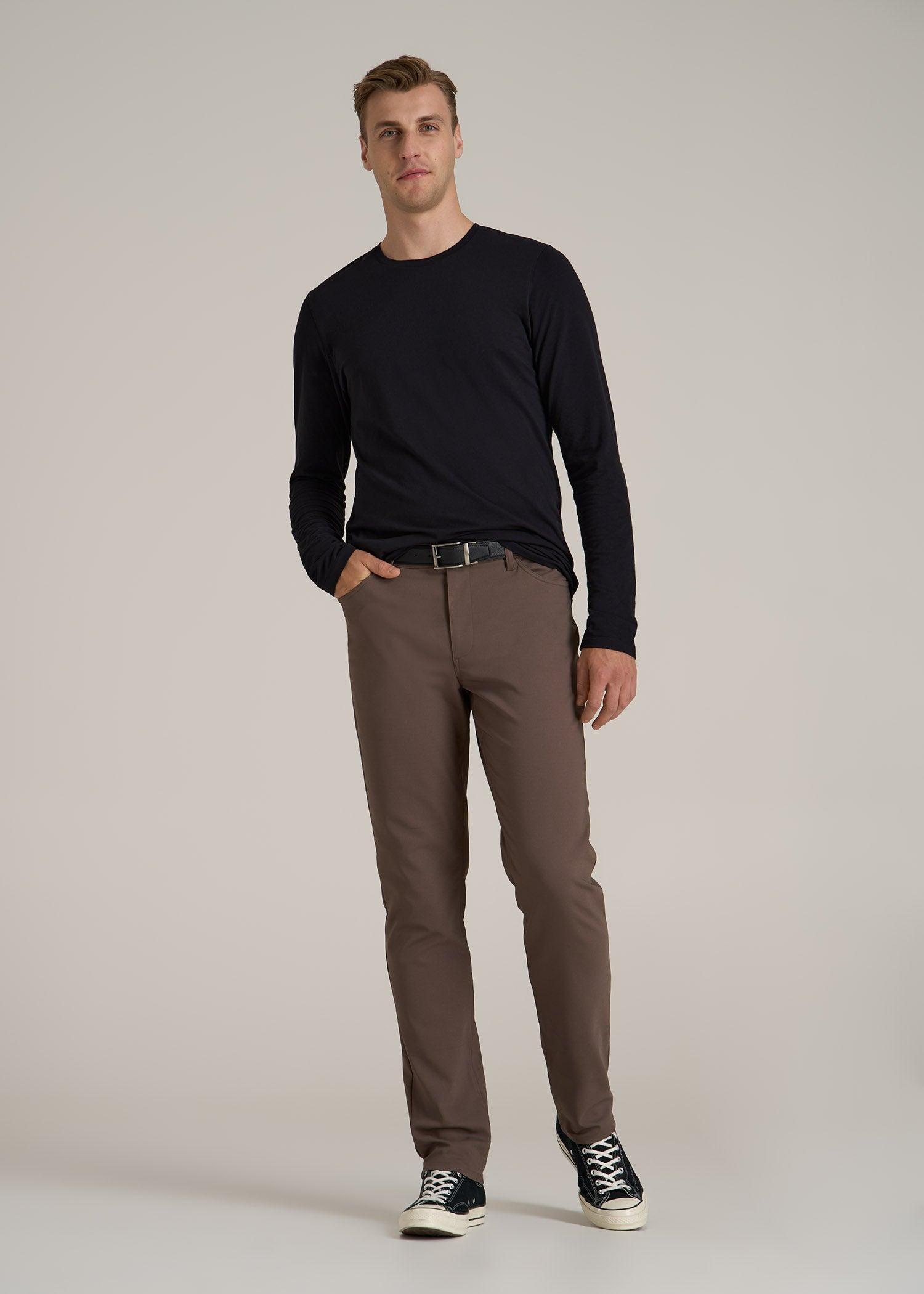 The Essential MODERN-FIT Crewneck Long Sleeve Tall Men's Tee in Black Product Image