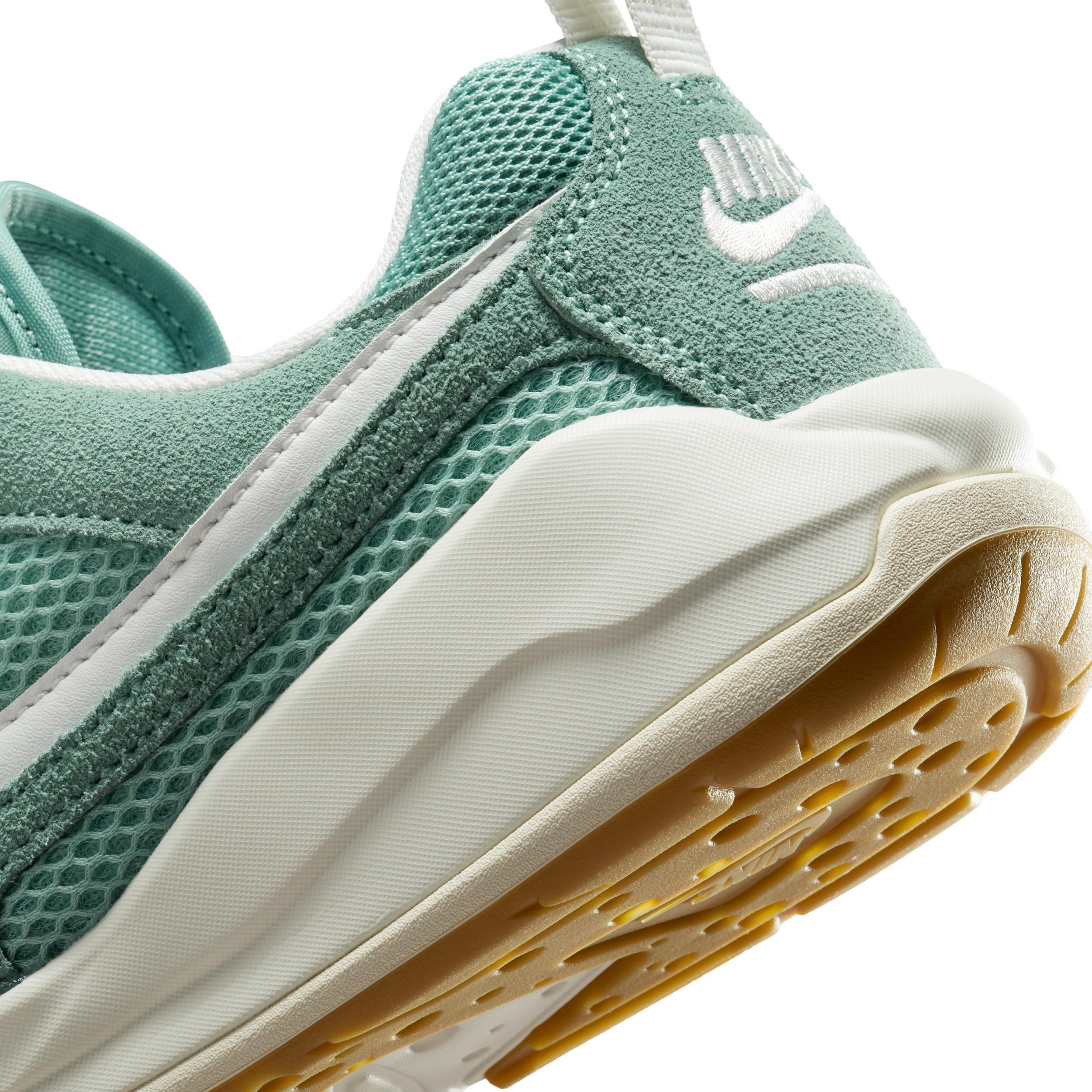Women's Jordan CMFT Era Shoes Product Image