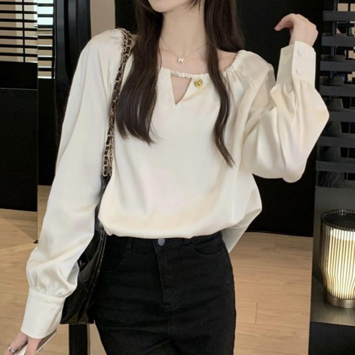 Puff-Sleeve Notch Neck Plain Blouse Product Image