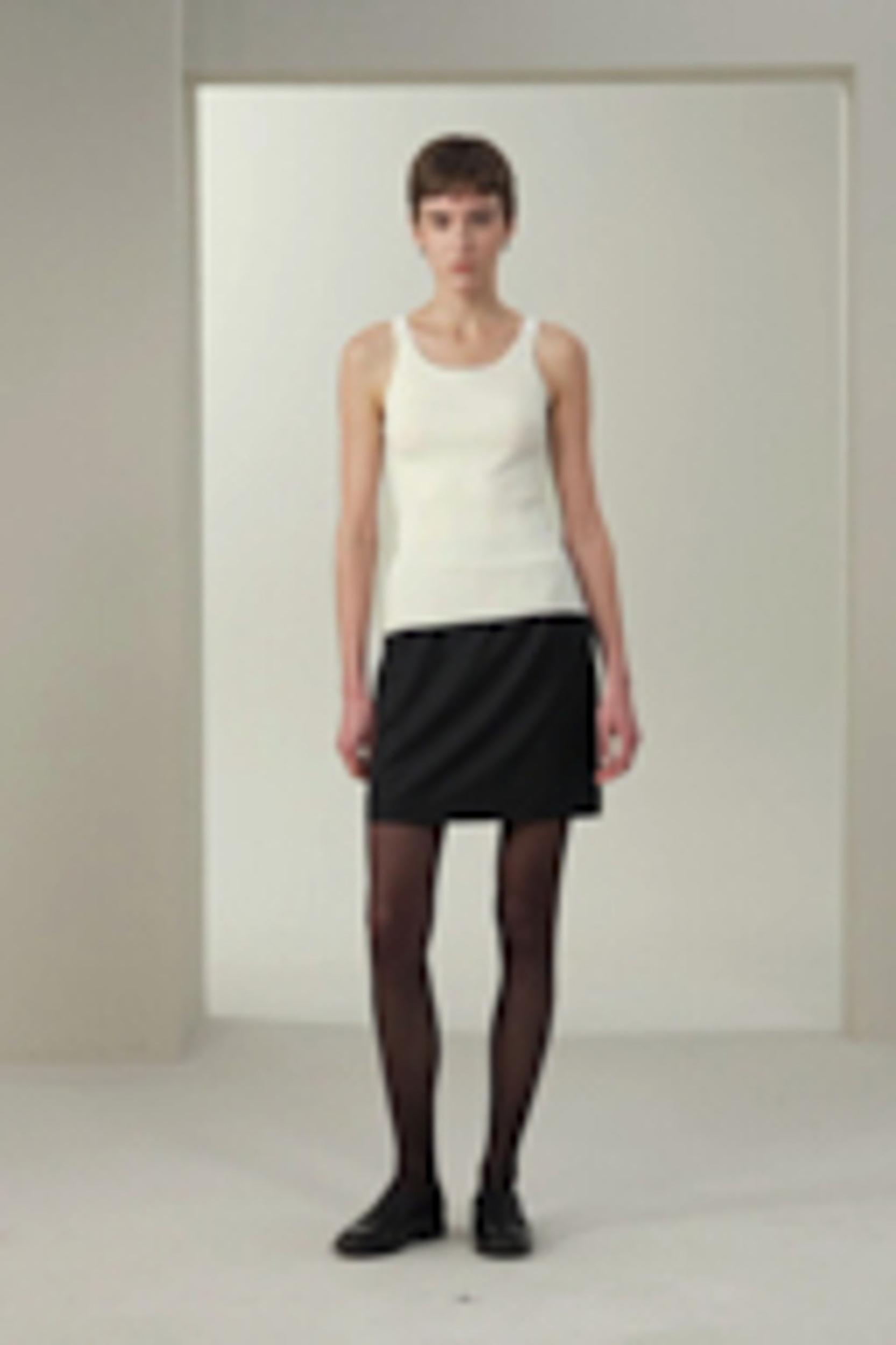 Silk-Wool Blend Short Pencil Skirt Product Image