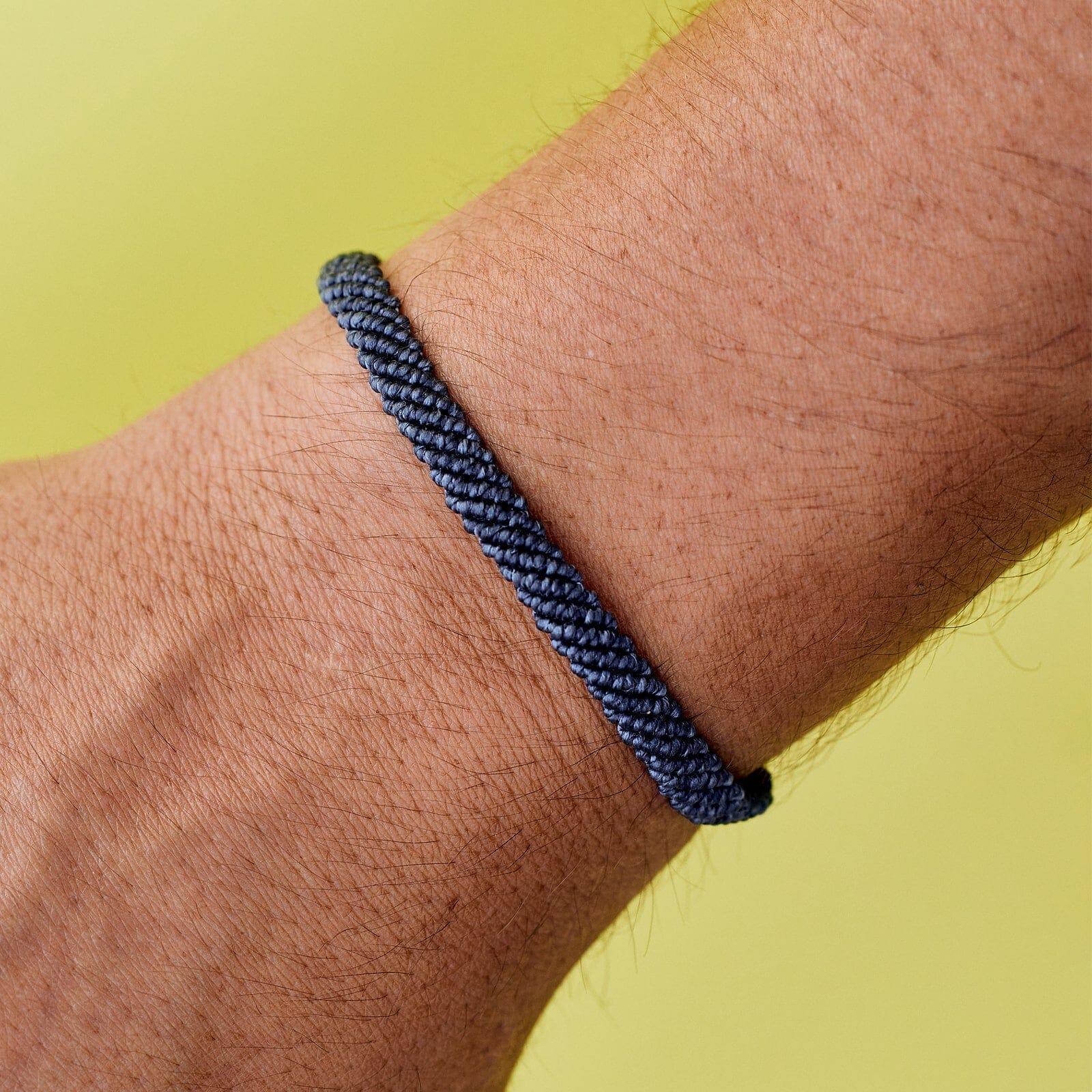 Half Flat Woven Bracelet Male Product Image