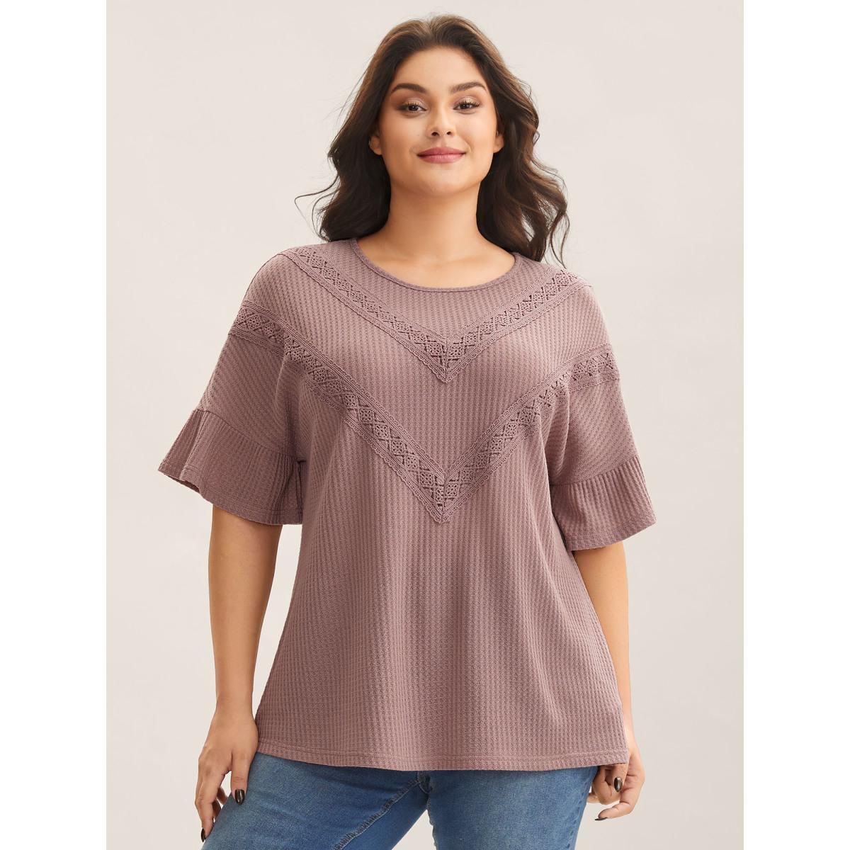 Plus Size Textured Lace Ruffled Sleeve T-Shirt Rouge Women Woven ribbon&lace trim Round Neck Everyday-Casual T-shirts BloomChic 18-20/2X Product Image