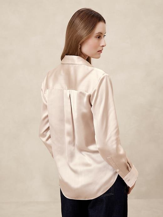 Classic Poplin Shirt Product Image