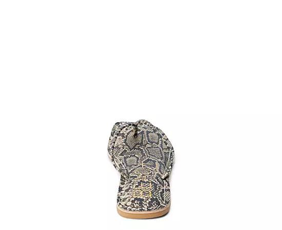 Beach Womens Bungalow Product Image