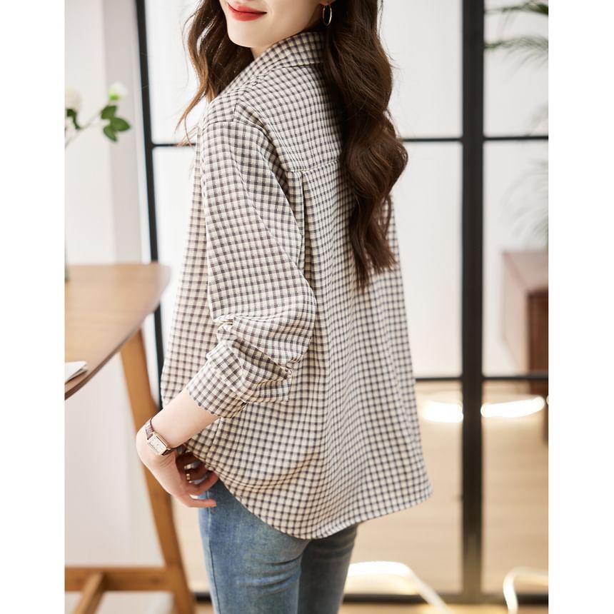 Long-Sleeve Plaid Shirt Product Image