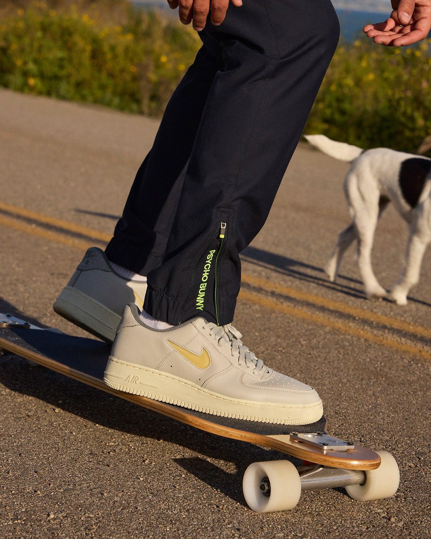 Men's Madison Commuter Pant 410 NAVY / 34 Product Image