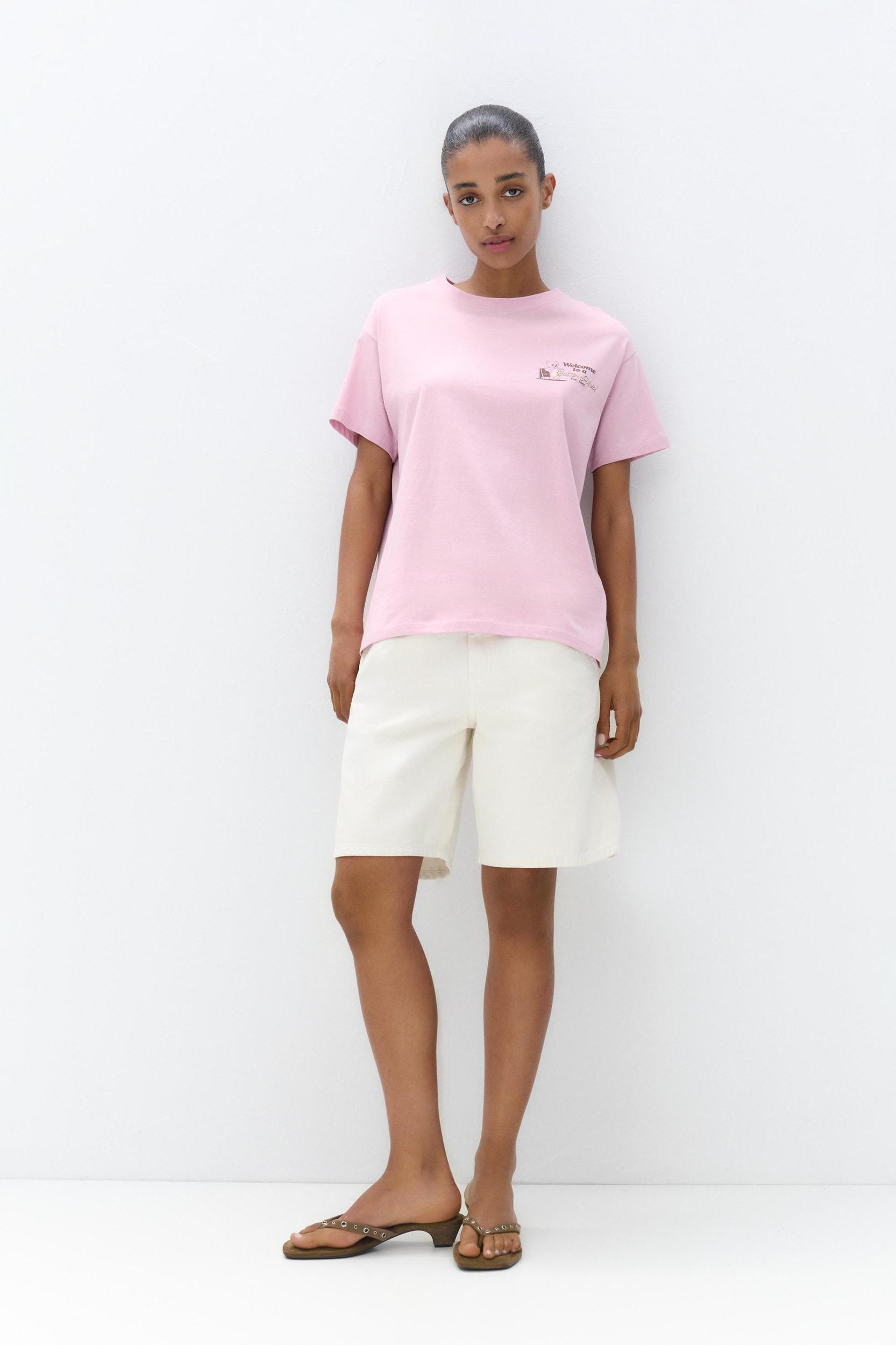 Bear T-shirt Product Image