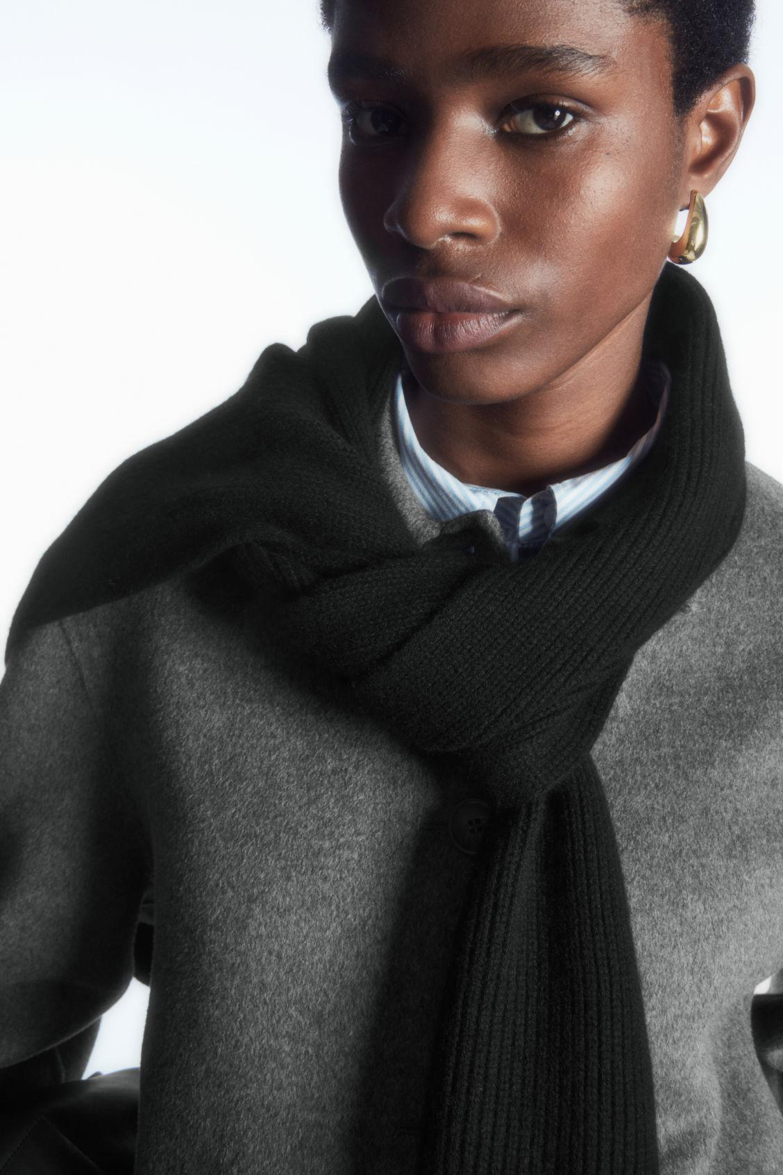 CASHMERE-BLEND SCARF Product Image