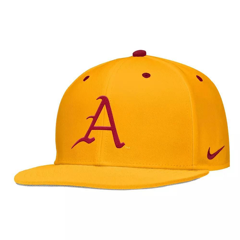 Men's Nike Gold Arkansas Razorbacks On-Field True Performance Baseball Fitted Hat, Size: 7 5/8 Product Image