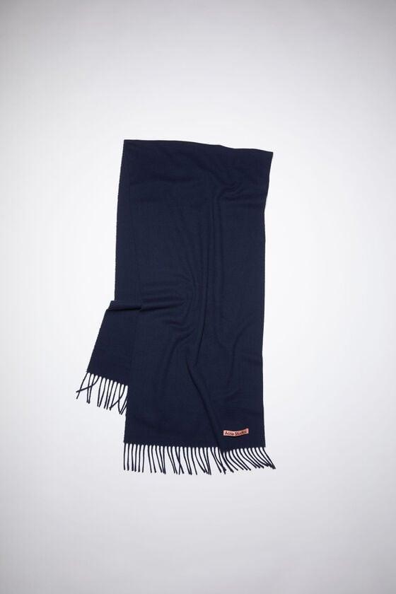Fringe wool scarf – Narrow Product Image