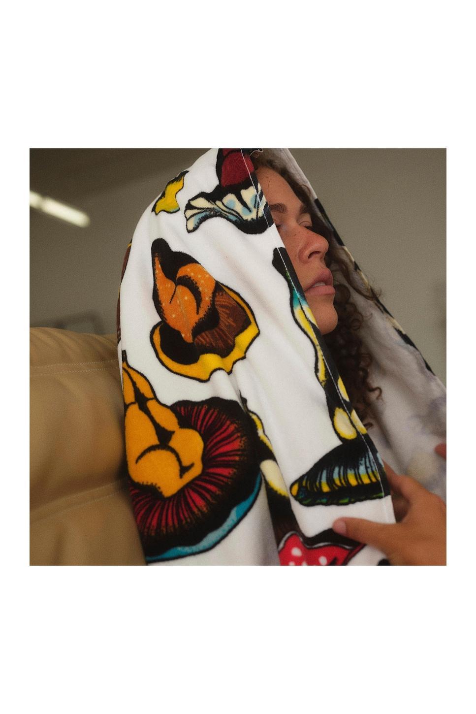 Cecilia Towel Slowtide Product Image
