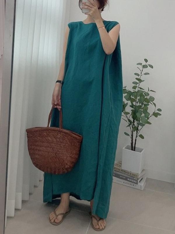 Casual Simple Solid Color Split-Side Round-Neck Sleeveless Midi Dress Product Image