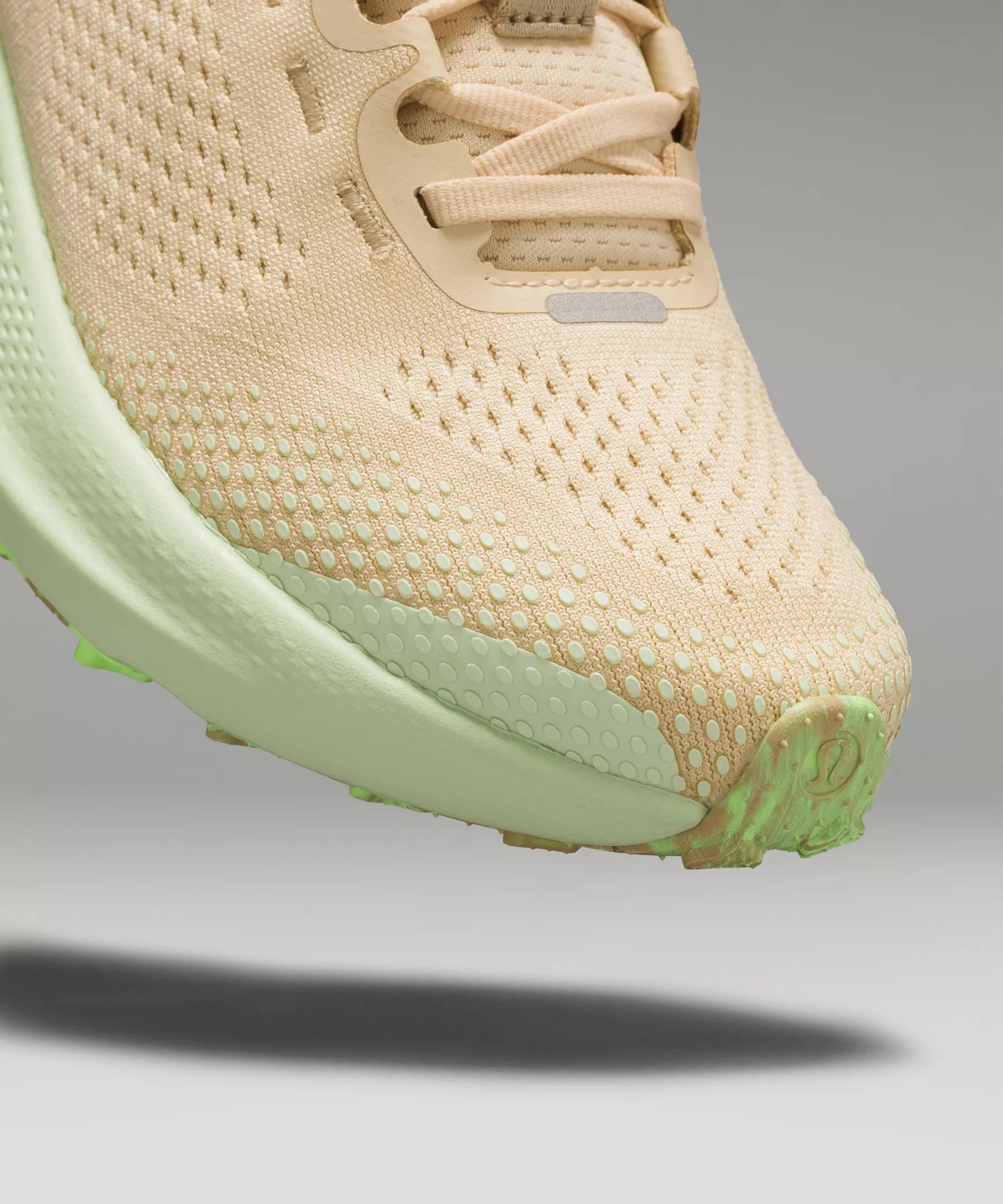 Women's Beyondfeel Trail Running Shoe Product Image