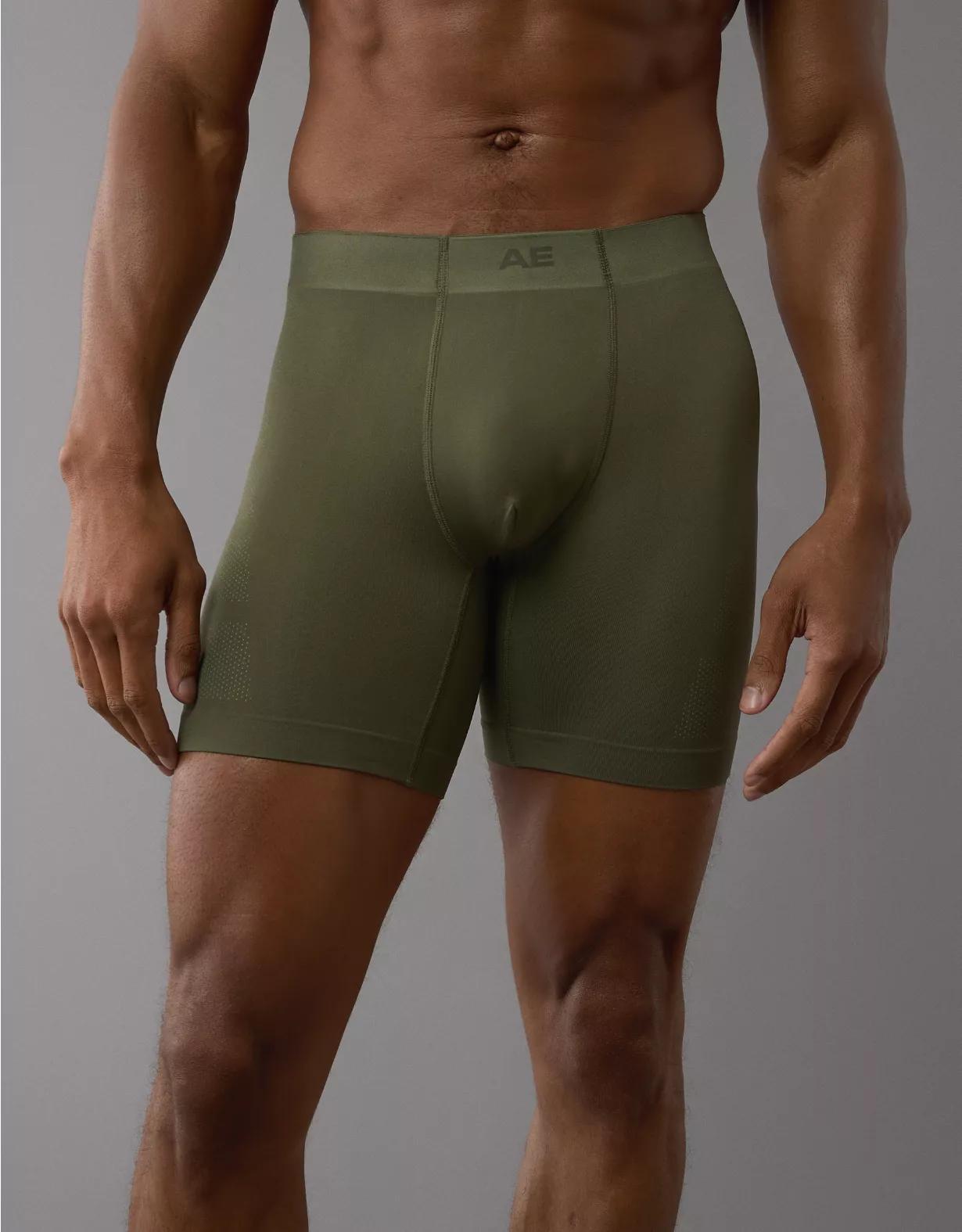 AEO Men's 6" StealthMode Boxer Brief Product Image