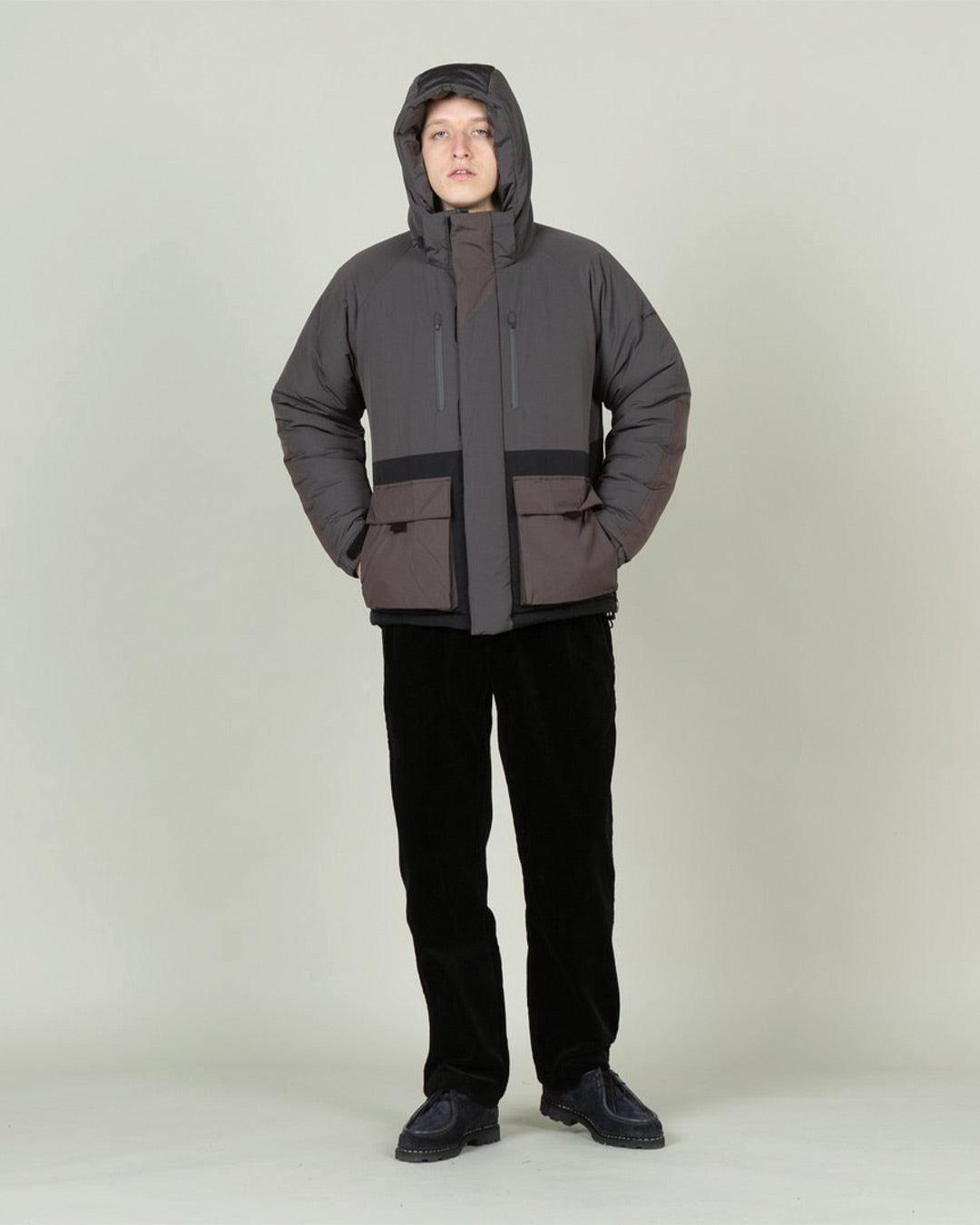 Latitude Jacket - Black Product Image